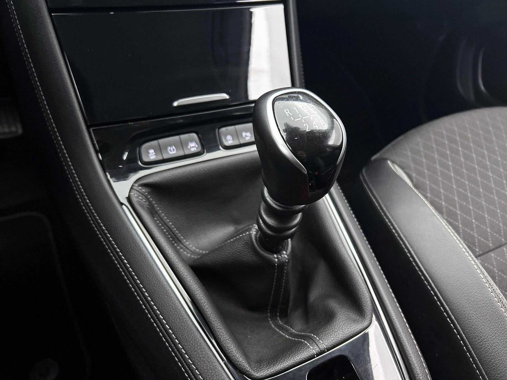 Opel-Grandland X-image-28
