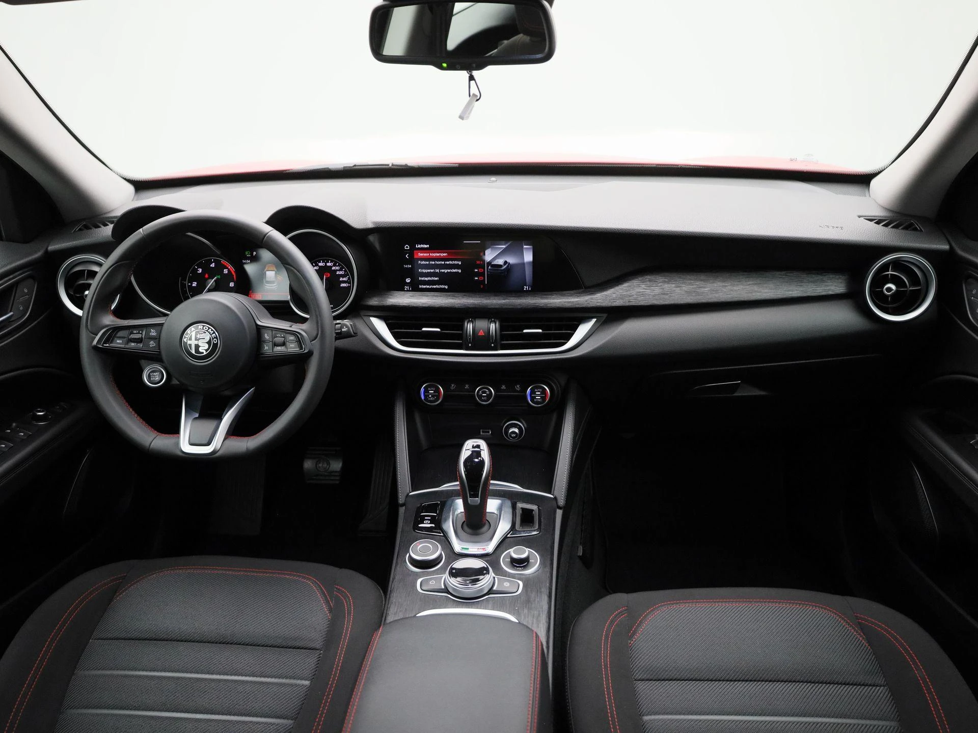 Alfa Romeo-Stelvio-image-37