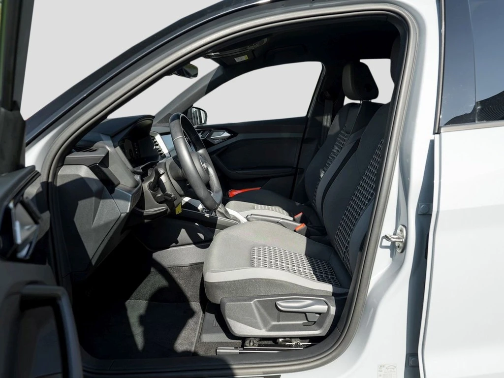 Audi A1 Sportback 30 TFSI S line Competition Navi ACC