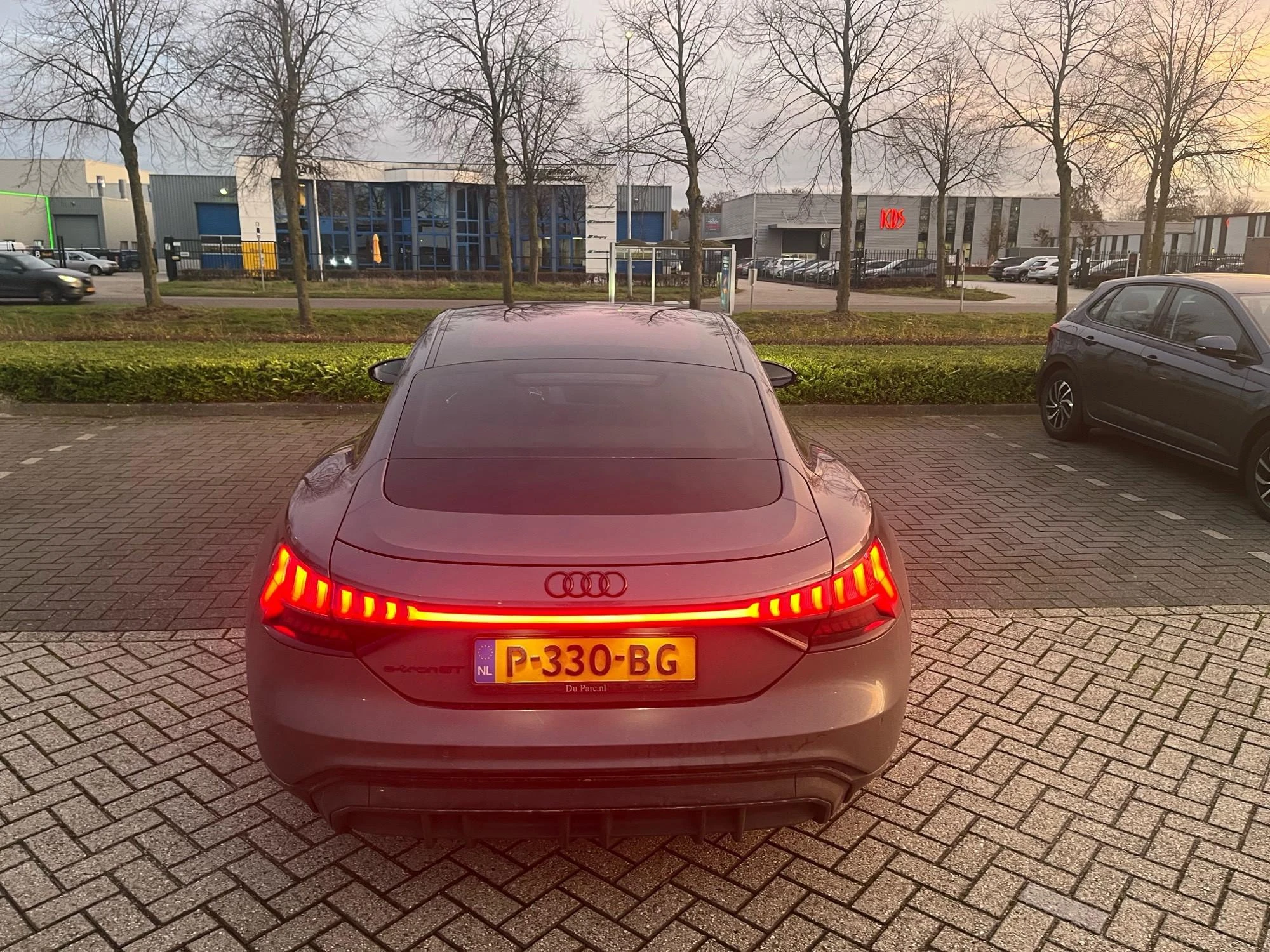 Audi-e-tron GT-image-3
