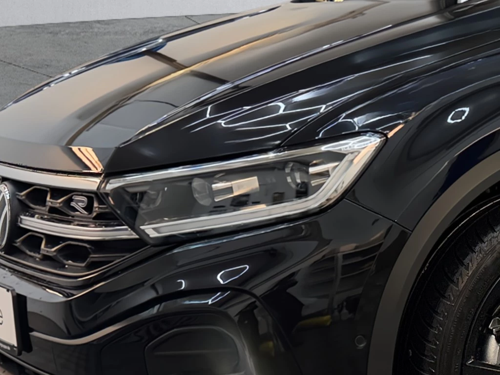 Volkswagen-T-Roc-image-1