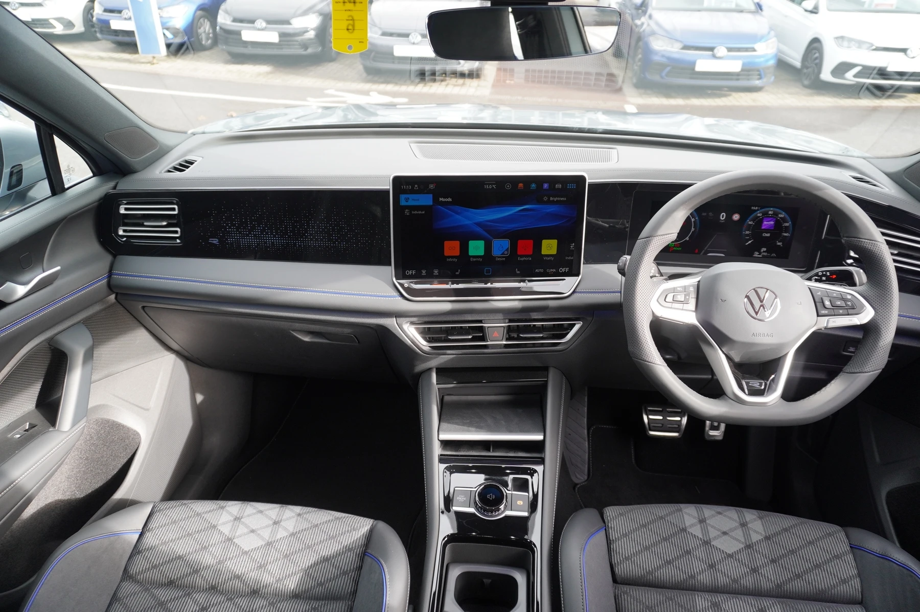 Volkswagen-Tiguan-image-7