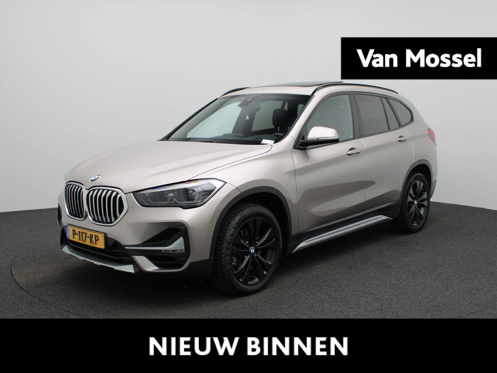 BMW-X1-image-0