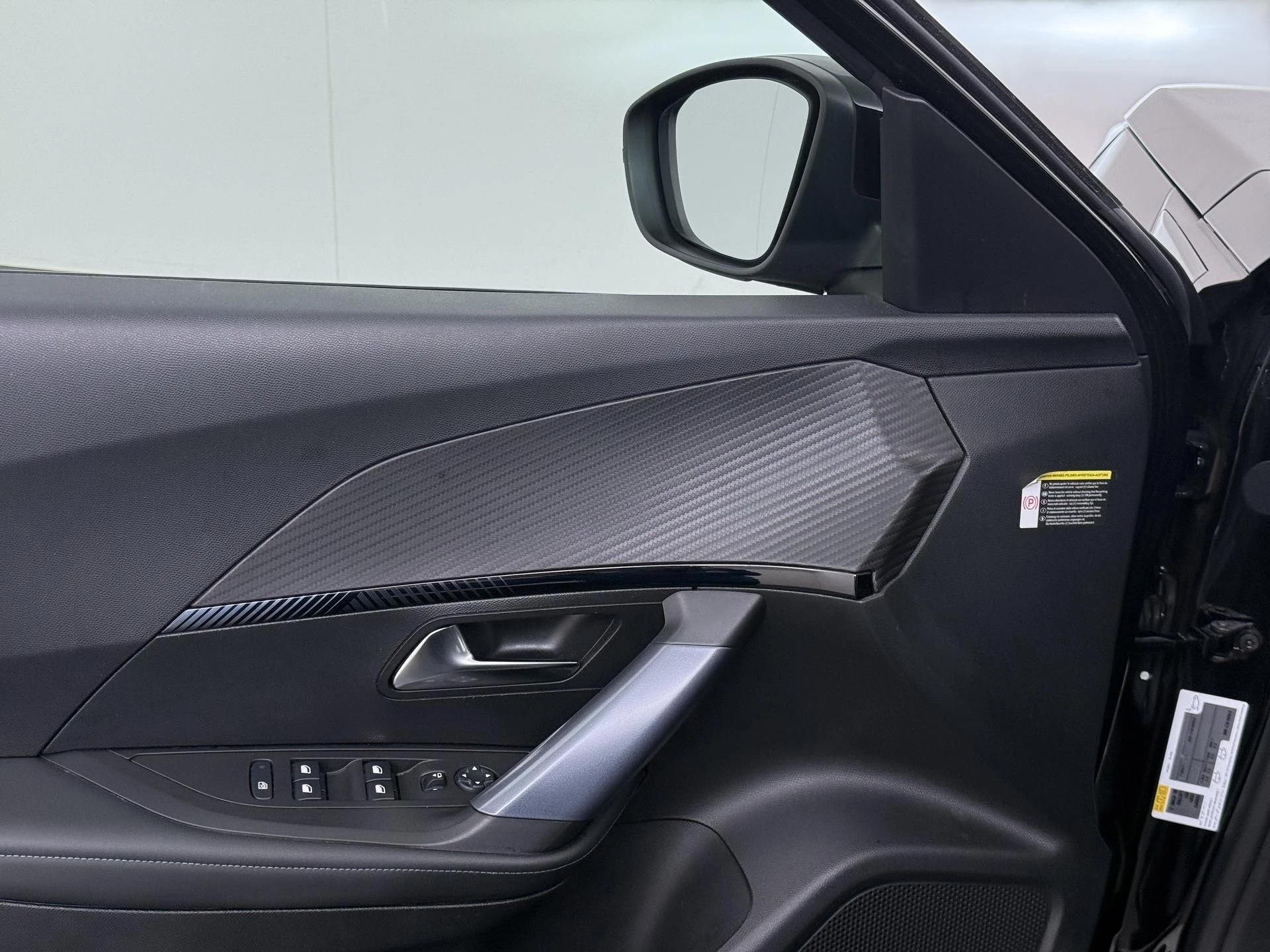 Peugeot-2008-image-27