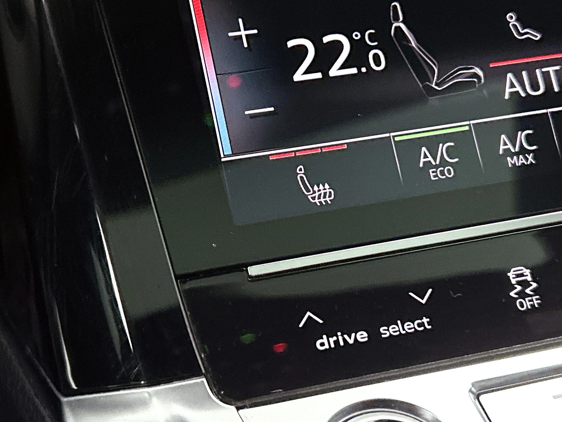 Audi Q8 e-tron 50 quattro S Edition 95 kWh 340 PK