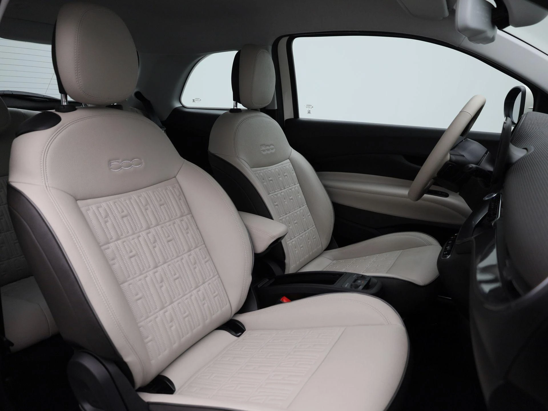 Fiat-500e-image-34