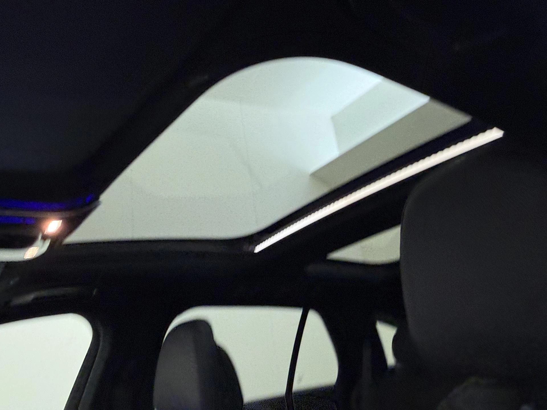 Mercedes-Benz-E-Klasse-image-26