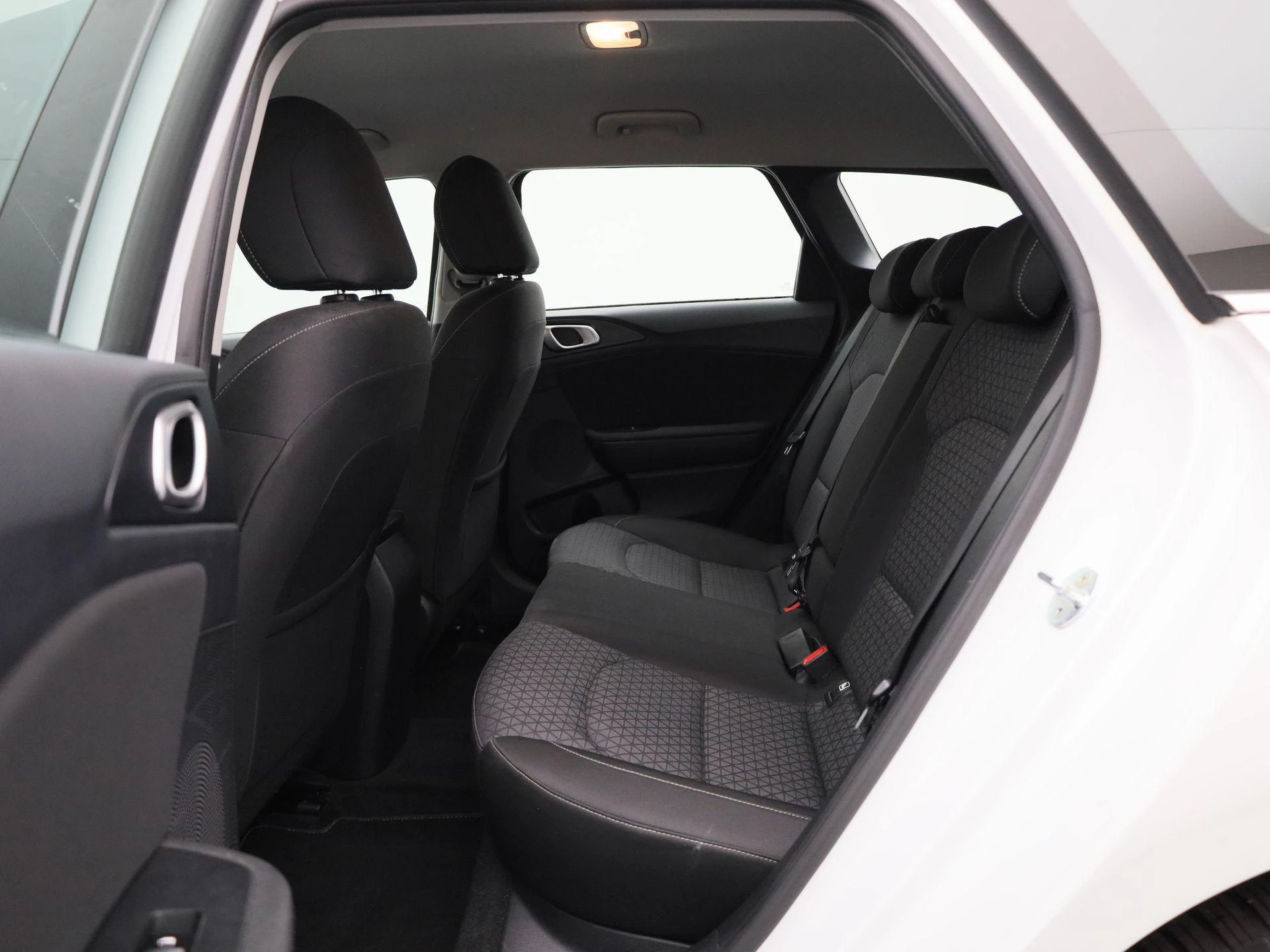 Kia-Ceed Sportswagon-image-11