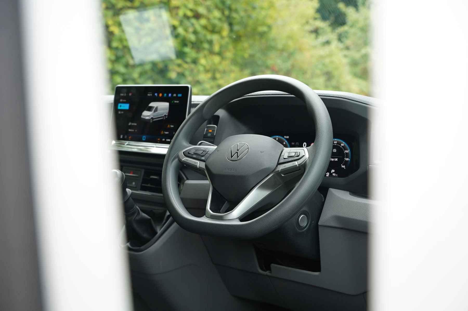 Volkswagen-Crafter-image-16