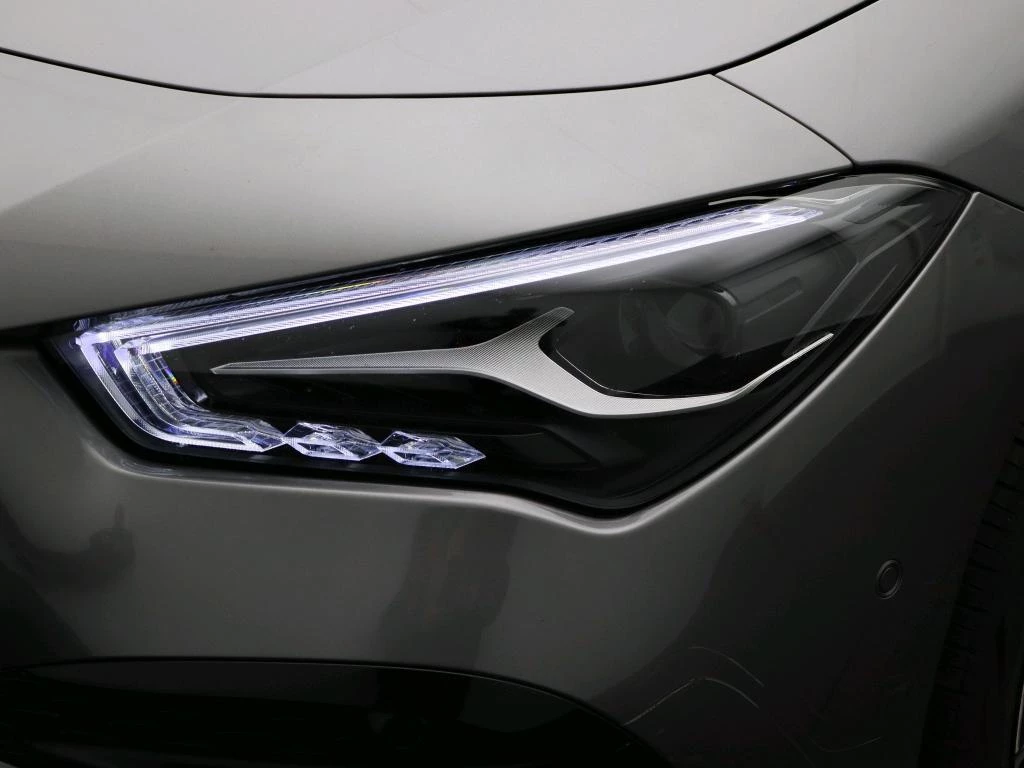 Mercedes-Benz CLA 250e star edition Shooting Brake + AMG + NIGHTPAKKET + CARPLAY + KEY LESS +