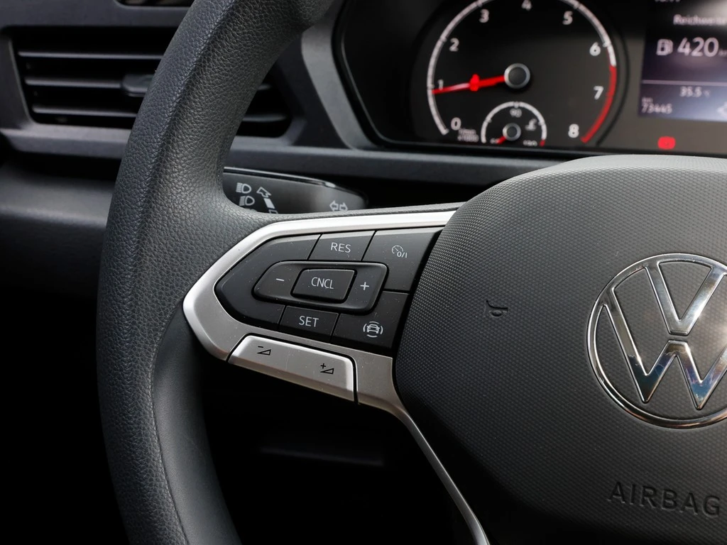 Volkswagen-Caddy-image-15