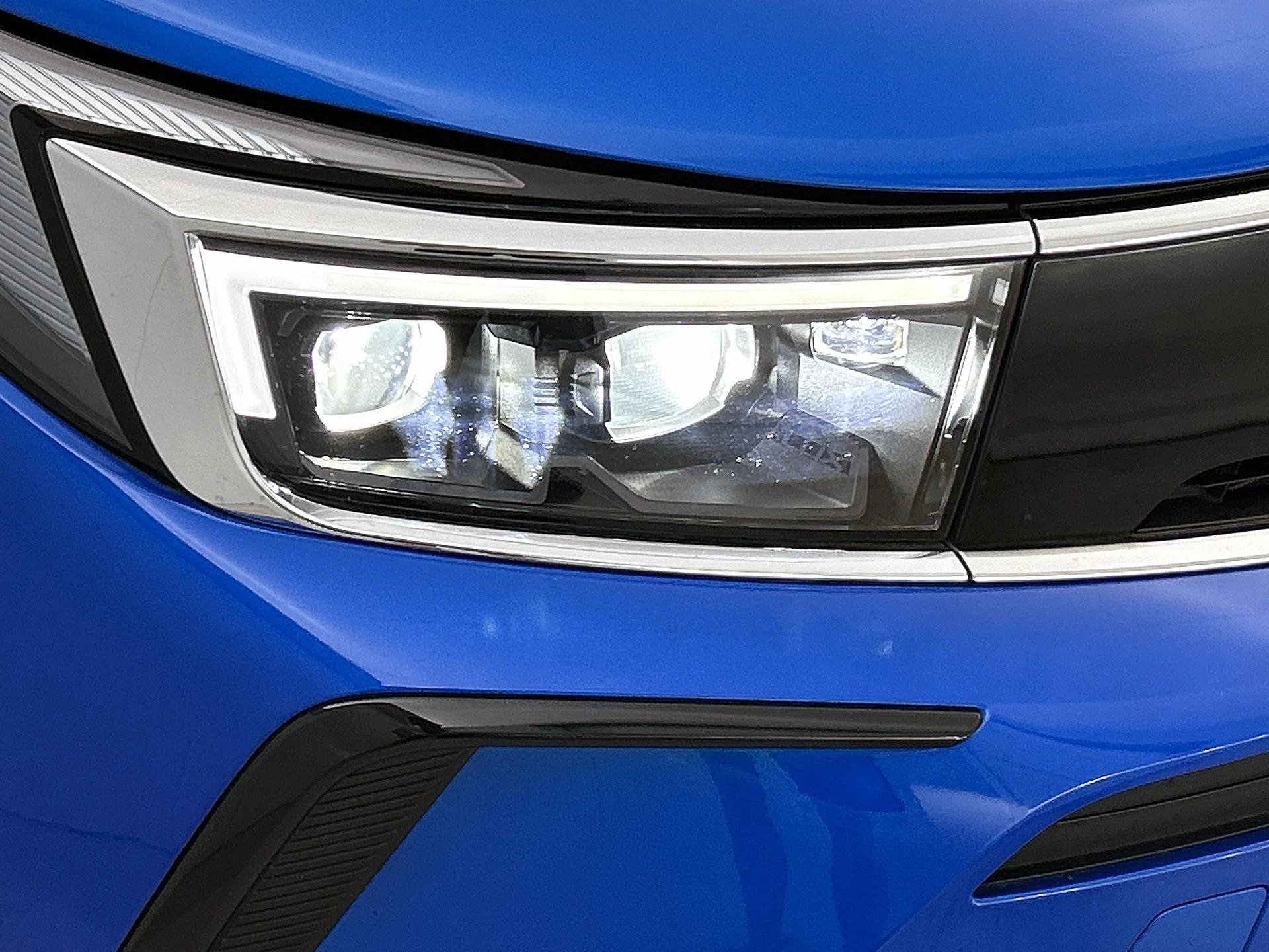 Opel Grandland 1.6 Turbo Plug-In Hybrid Business Elegance
