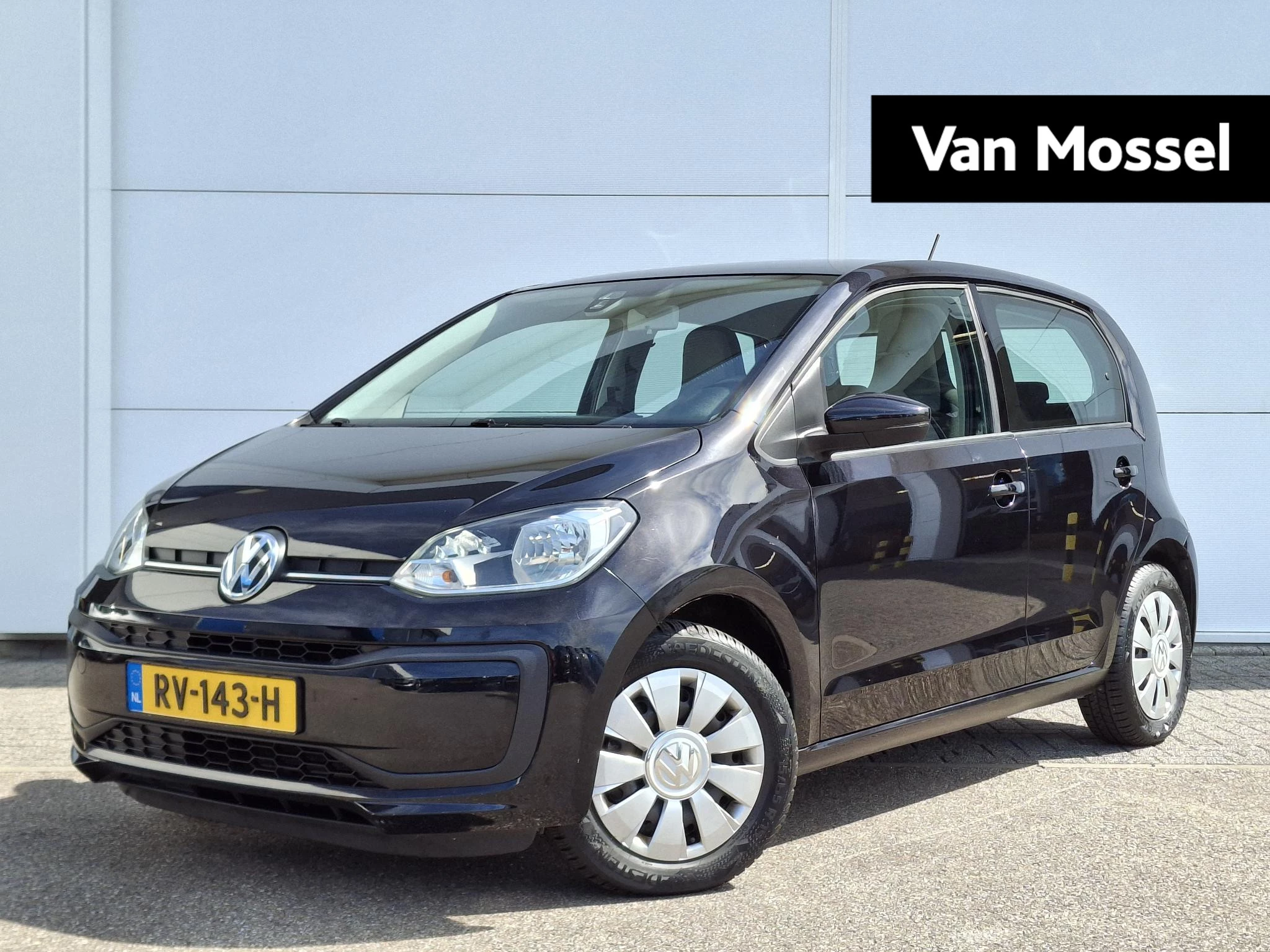 Volkswagen-up!-image-0