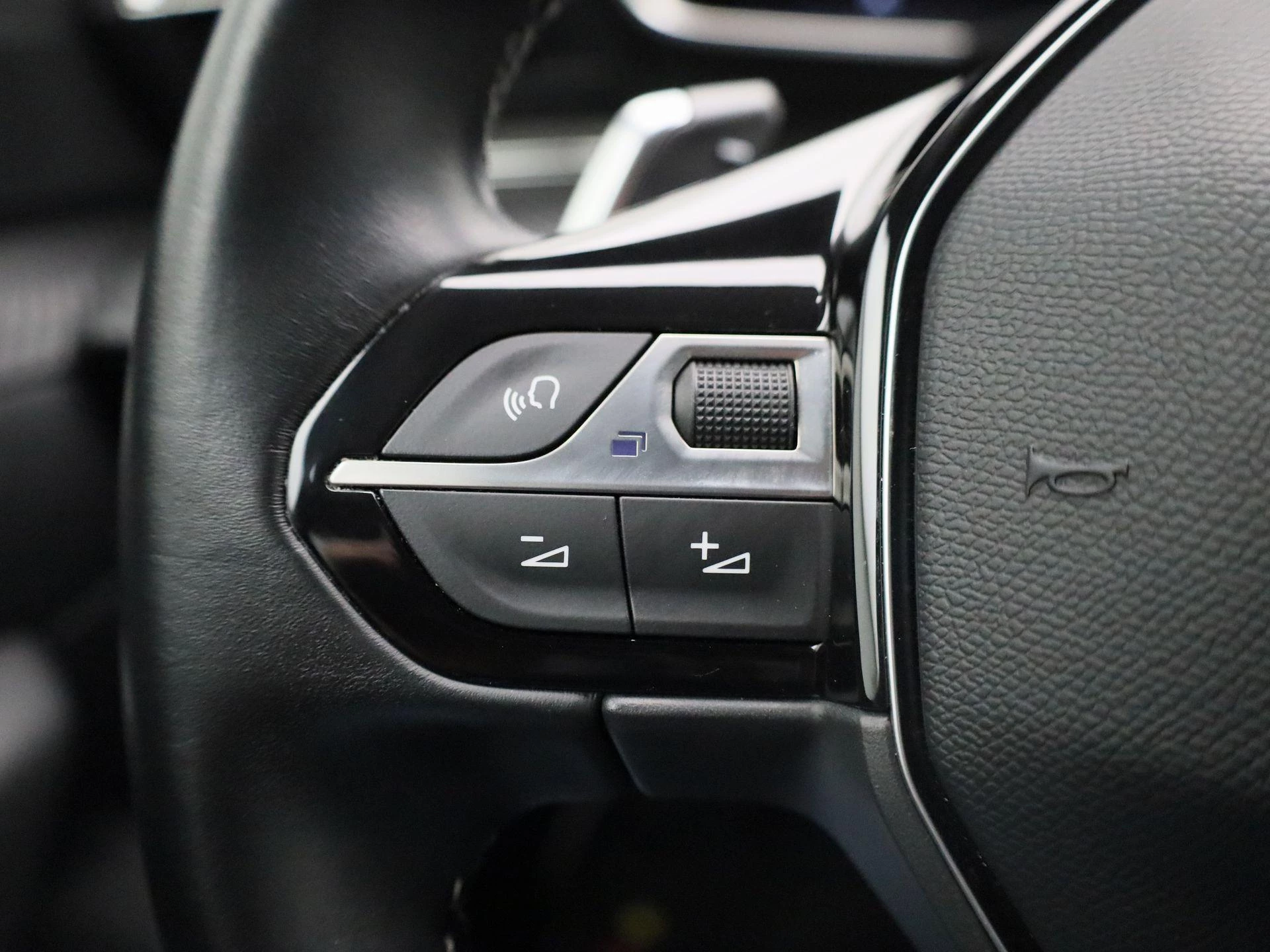 Peugeot-508-image-17