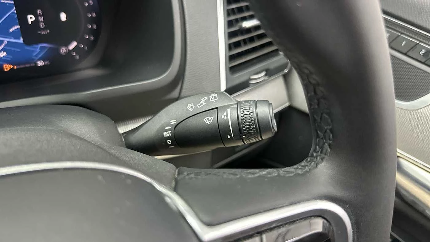 Volvo-XC90-image-25