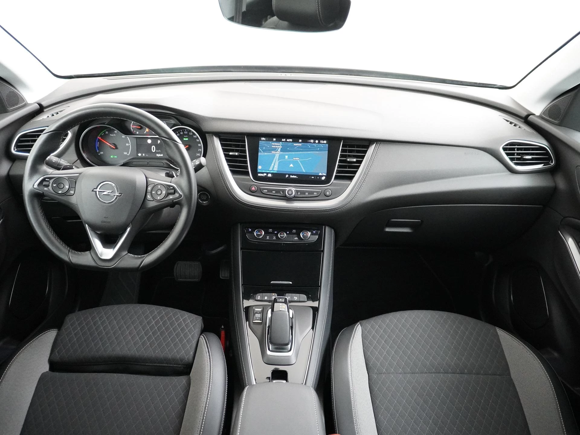 Opel-Grandland X-image-17