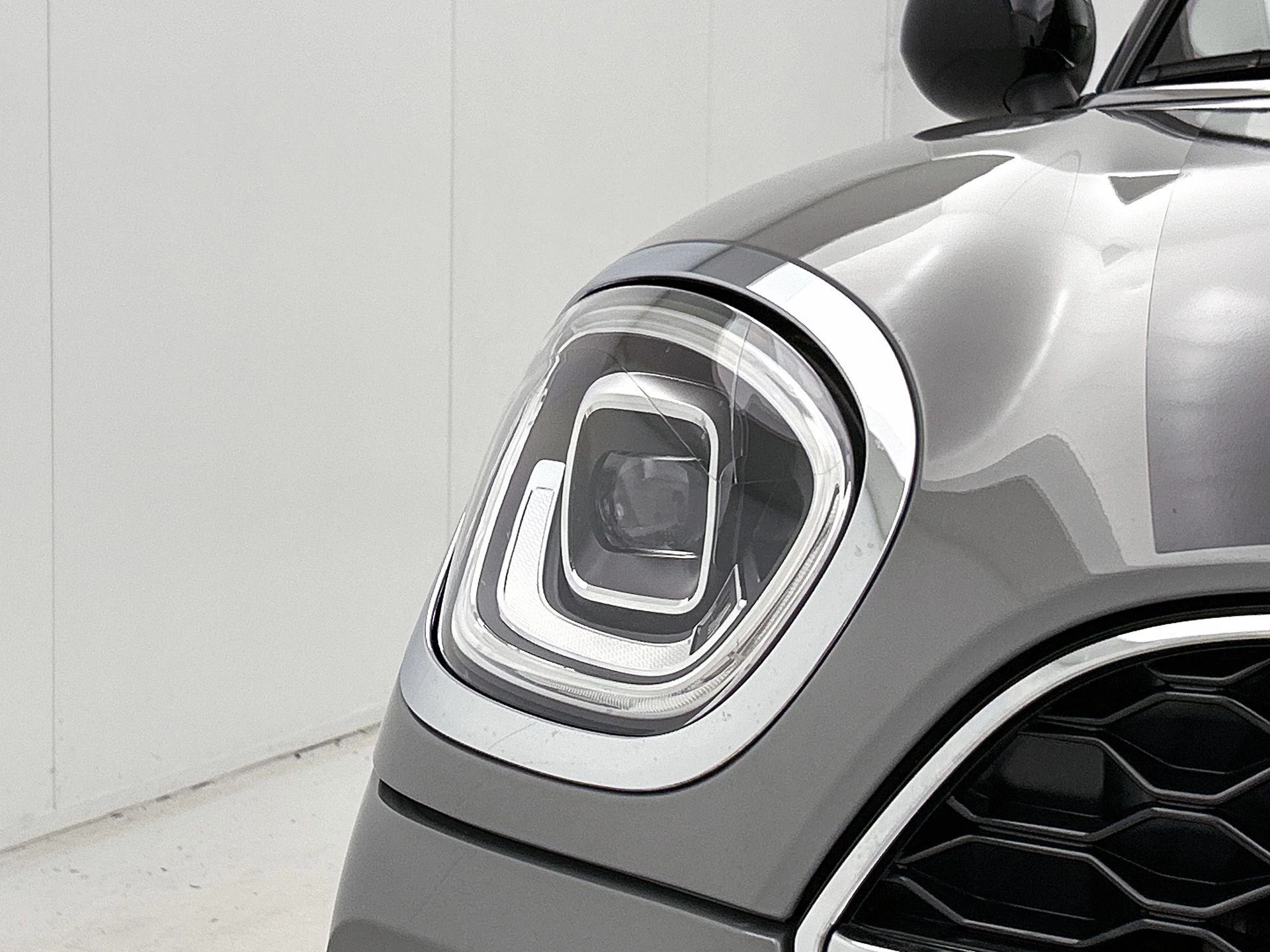 MINI-Countryman-image-18