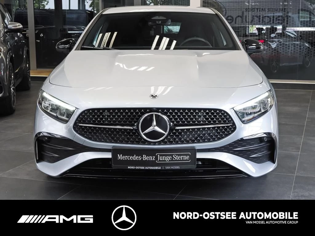 Mercedes-Benz A-Klasse 200 AMG AHK NIGHT SHZ TOTWINKEL AMG Line