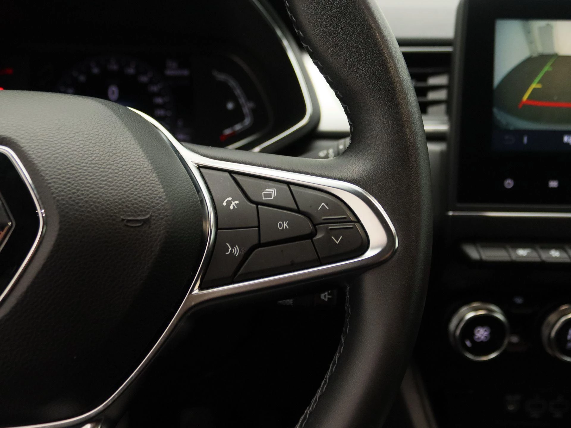 Renault-Captur-image-17