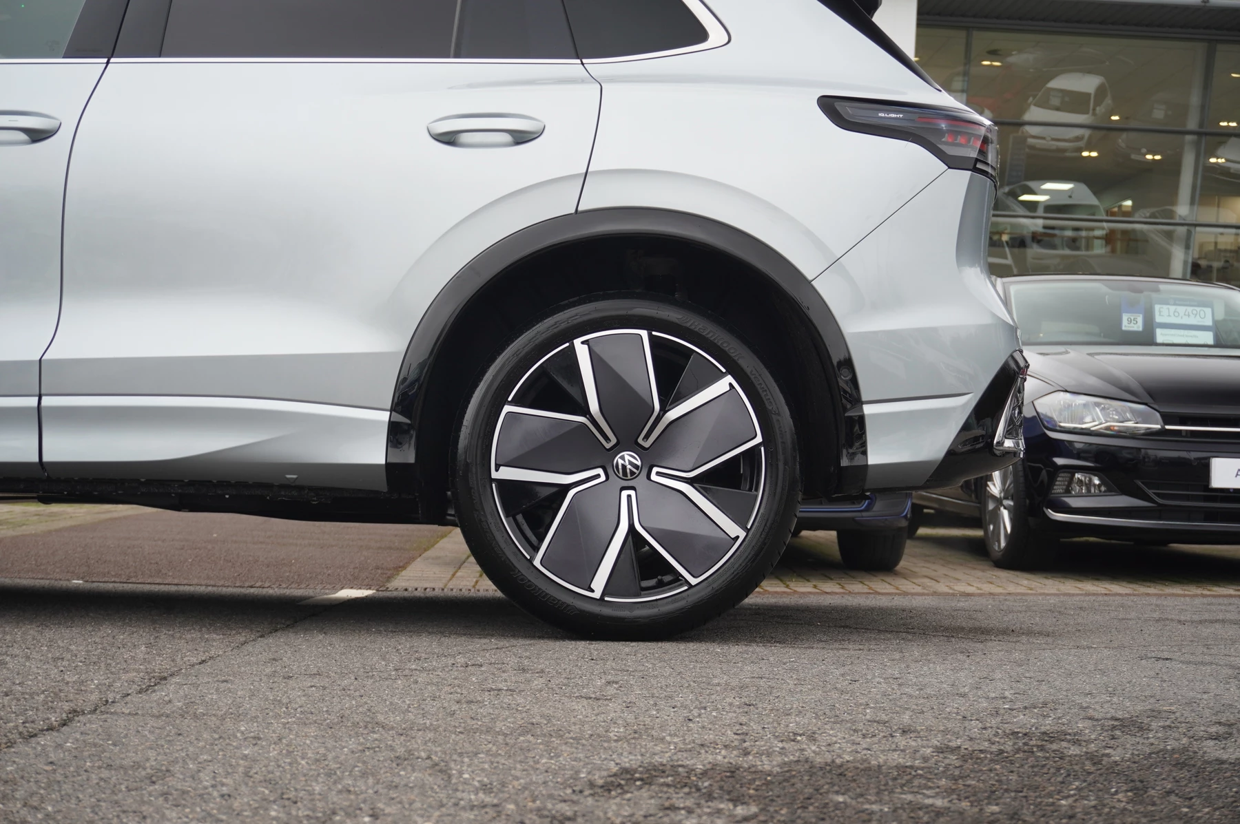 Volkswagen Tiguan 1.5 eTSI 150 R-Line 5dr DSG