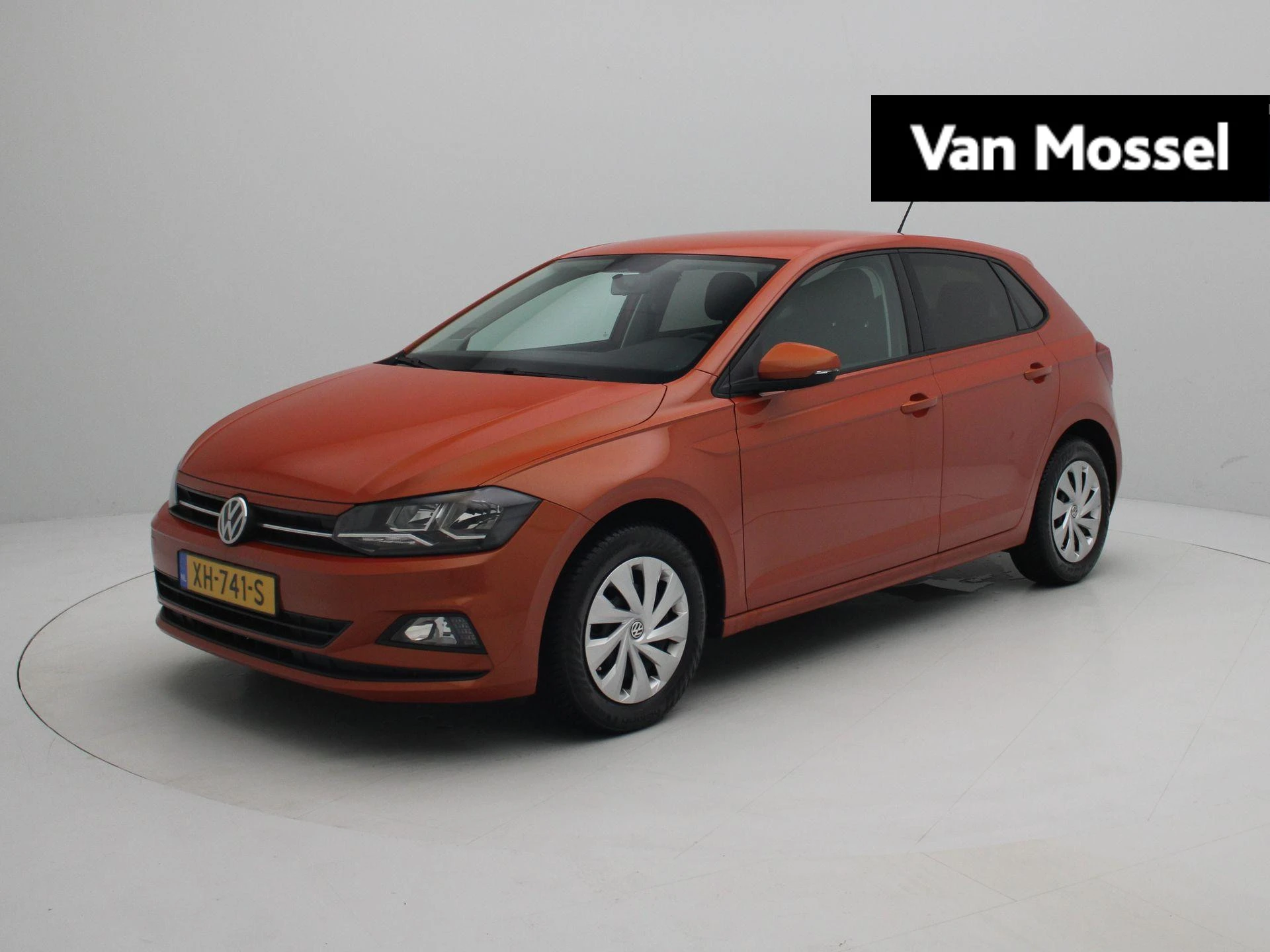 Volkswagen-Polo-image-0