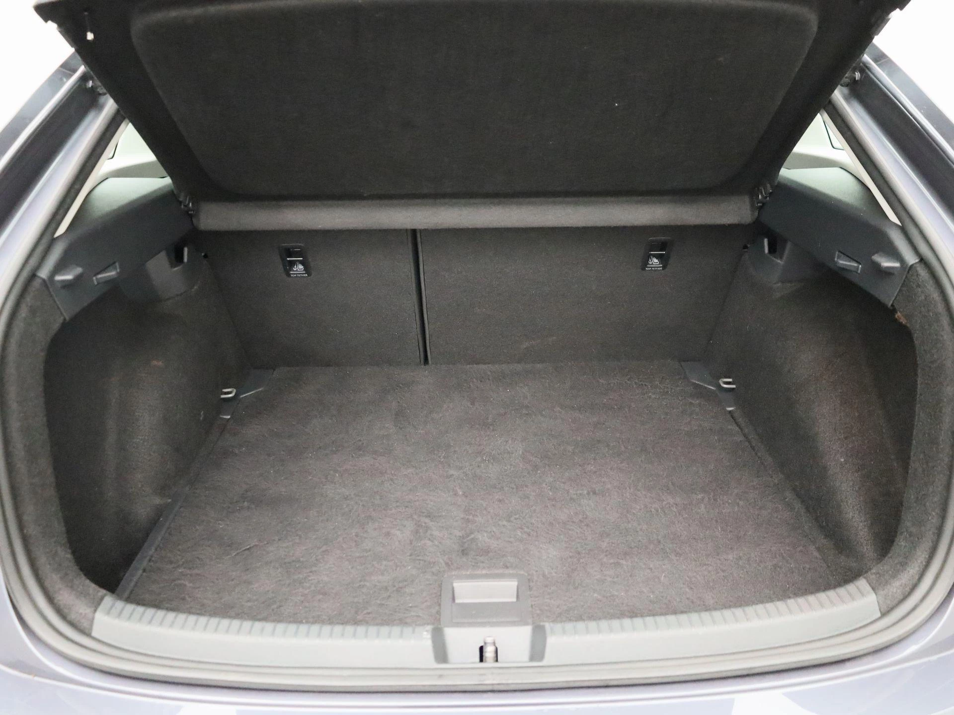 Volkswagen-Taigo-image-11