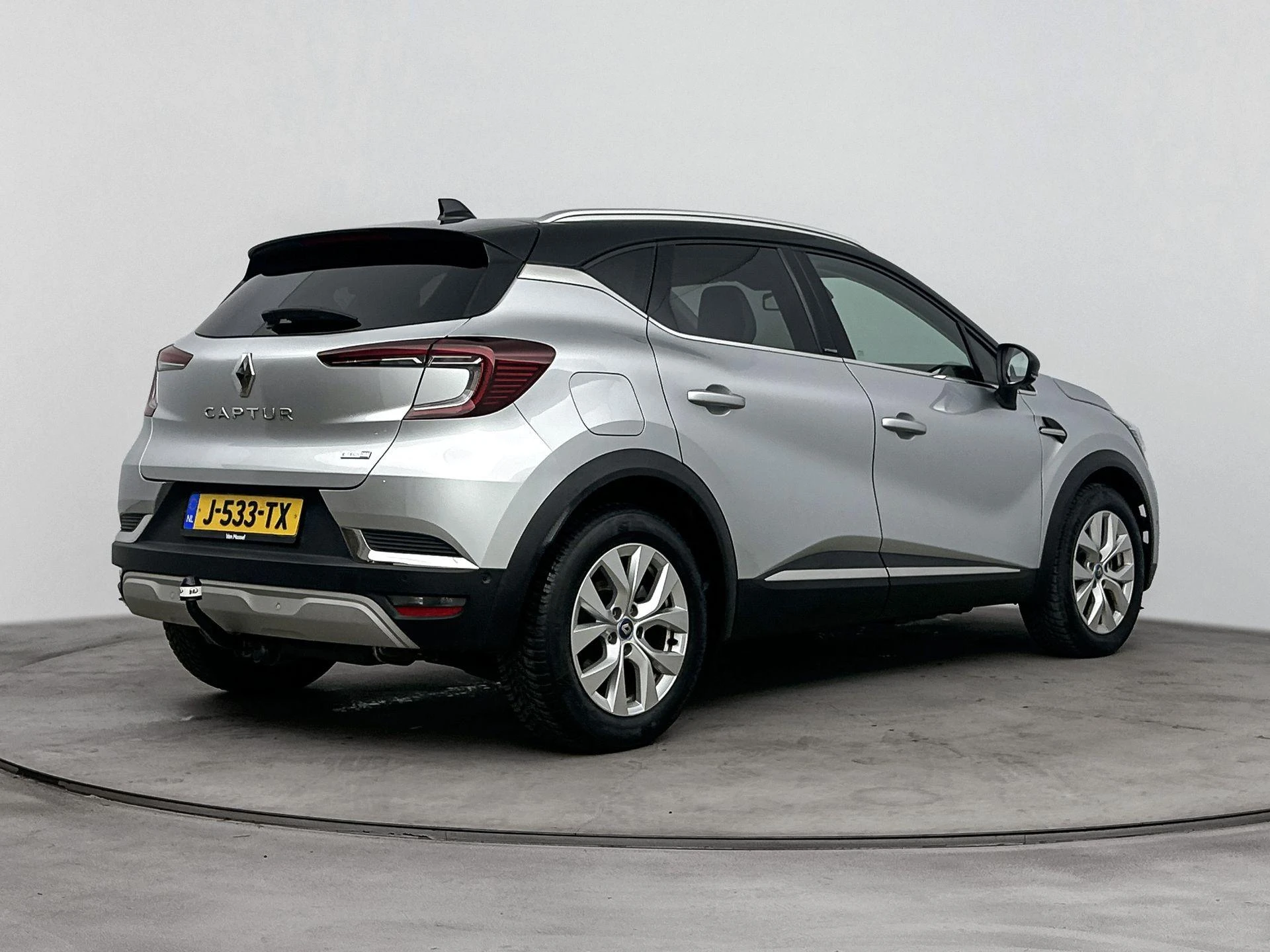 Renault-Captur-image-3