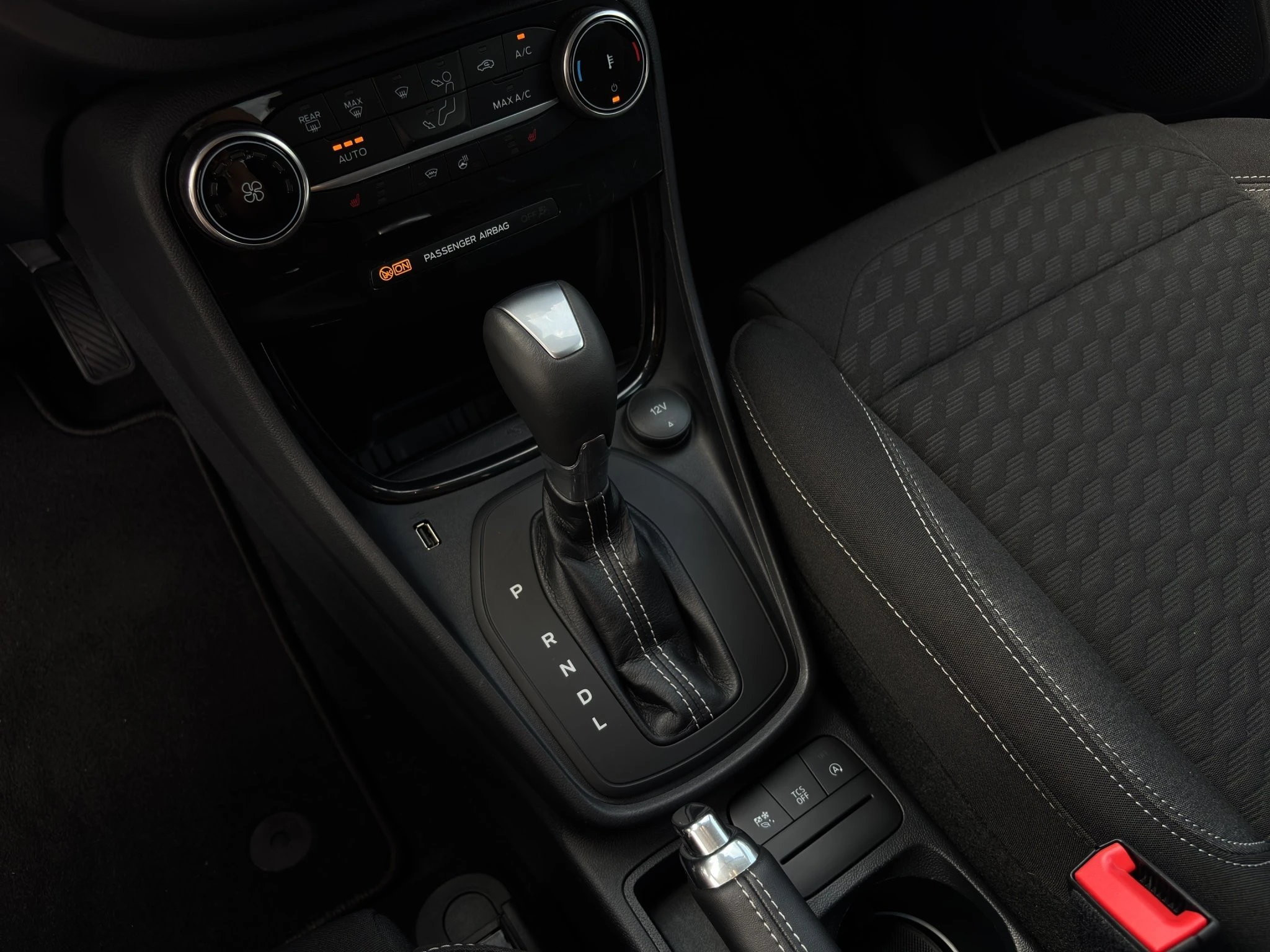 Ford-Puma-image-22