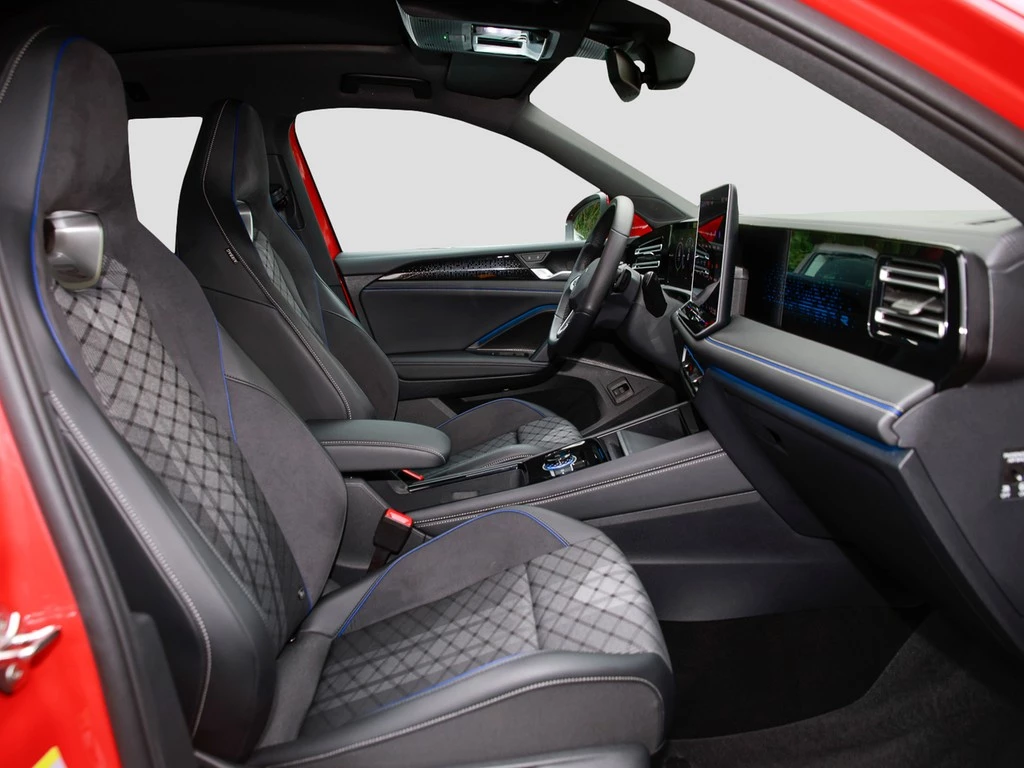 Volkswagen Tiguan 2.0 TDI DSG 4M R-Line AHK, Standhzg., Pano., 360°Kam., 20"Alu.,