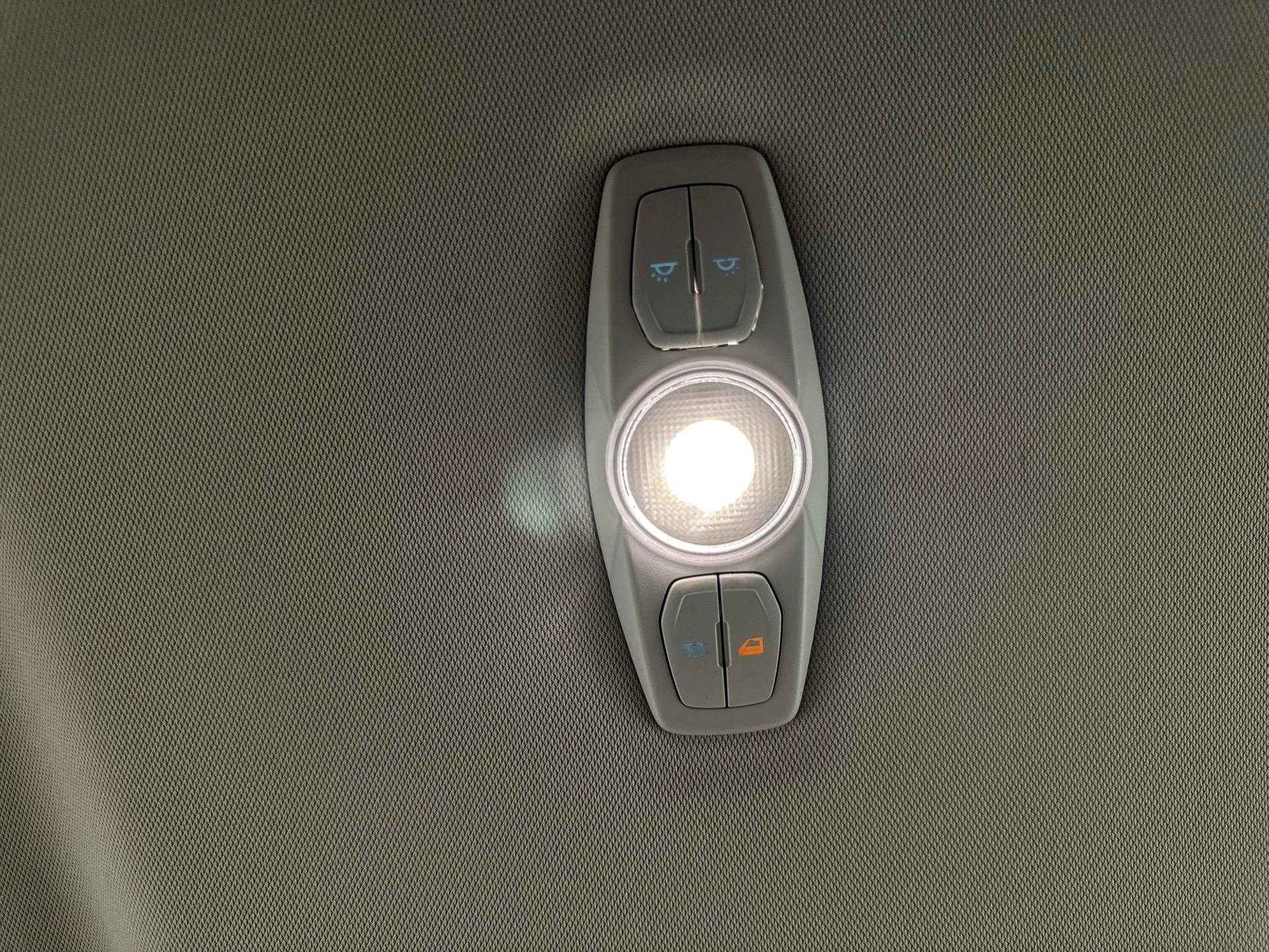 Ford-Kuga-image-12