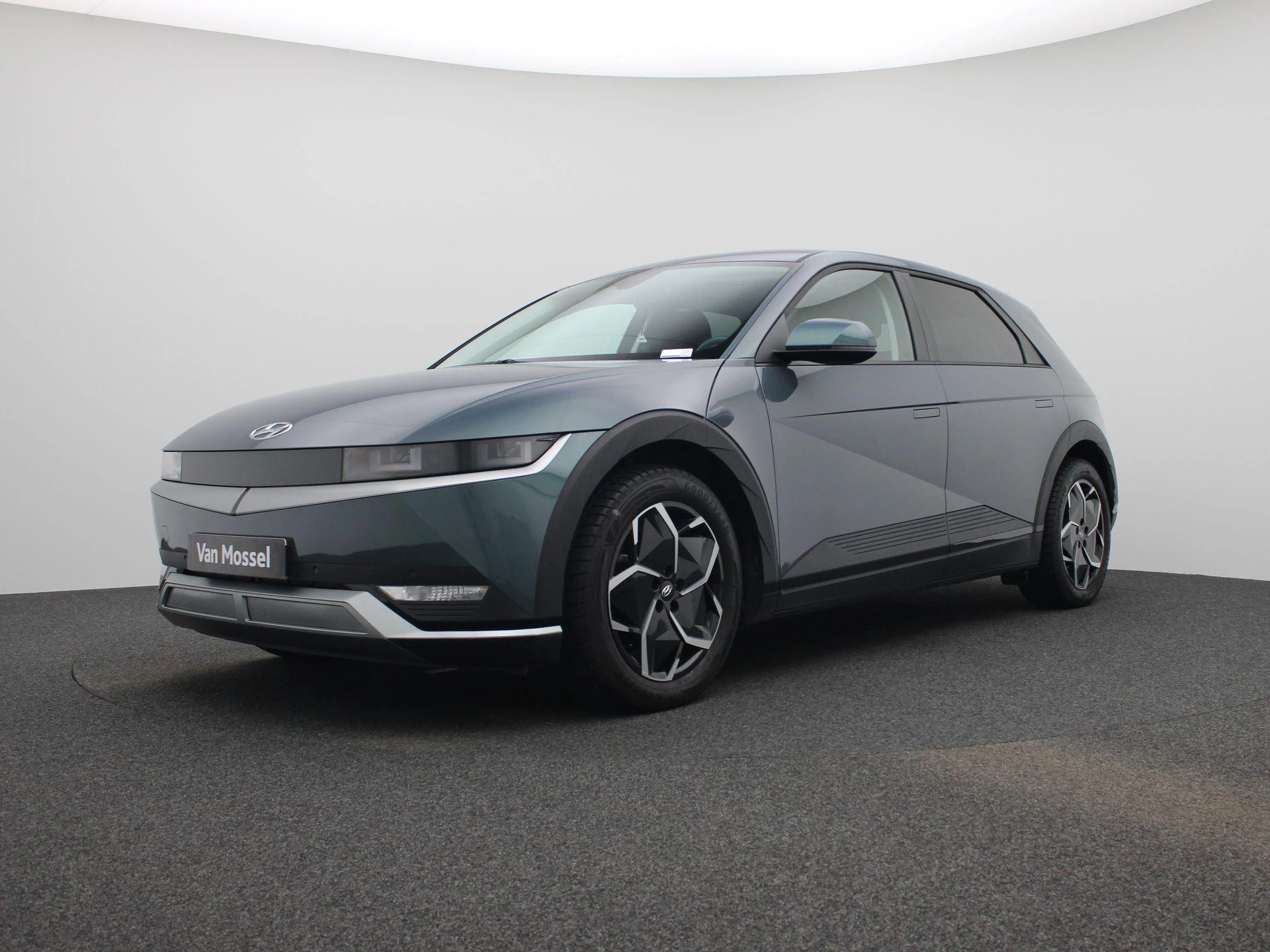 Hyundai-IONIQ 5-image-0
