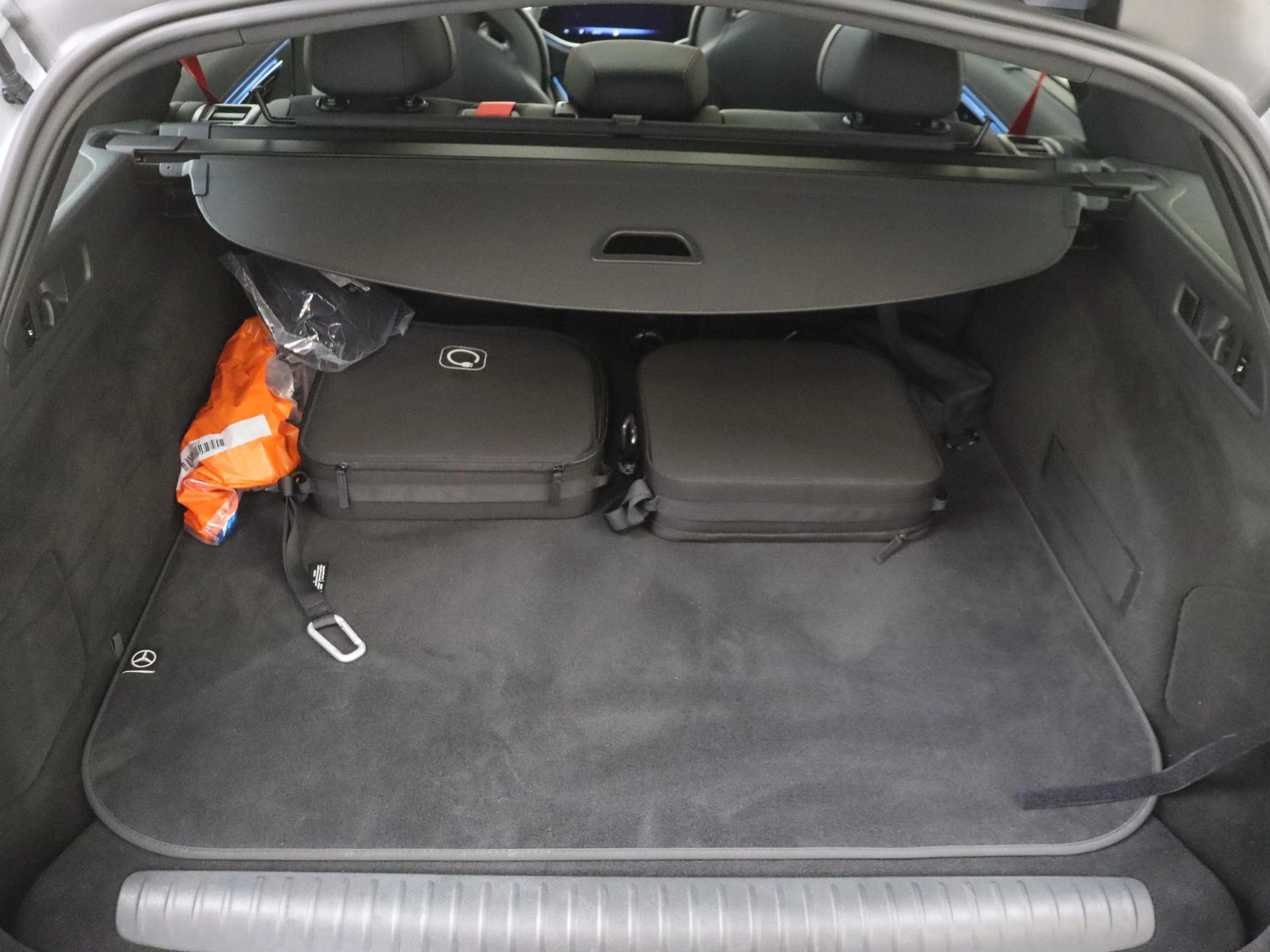 Mercedes-Benz-E-Klasse-image-40