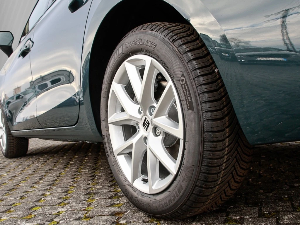 SEAT Leon Sportstourer RE 1.5eTSI 7-Gang-DSG SAL