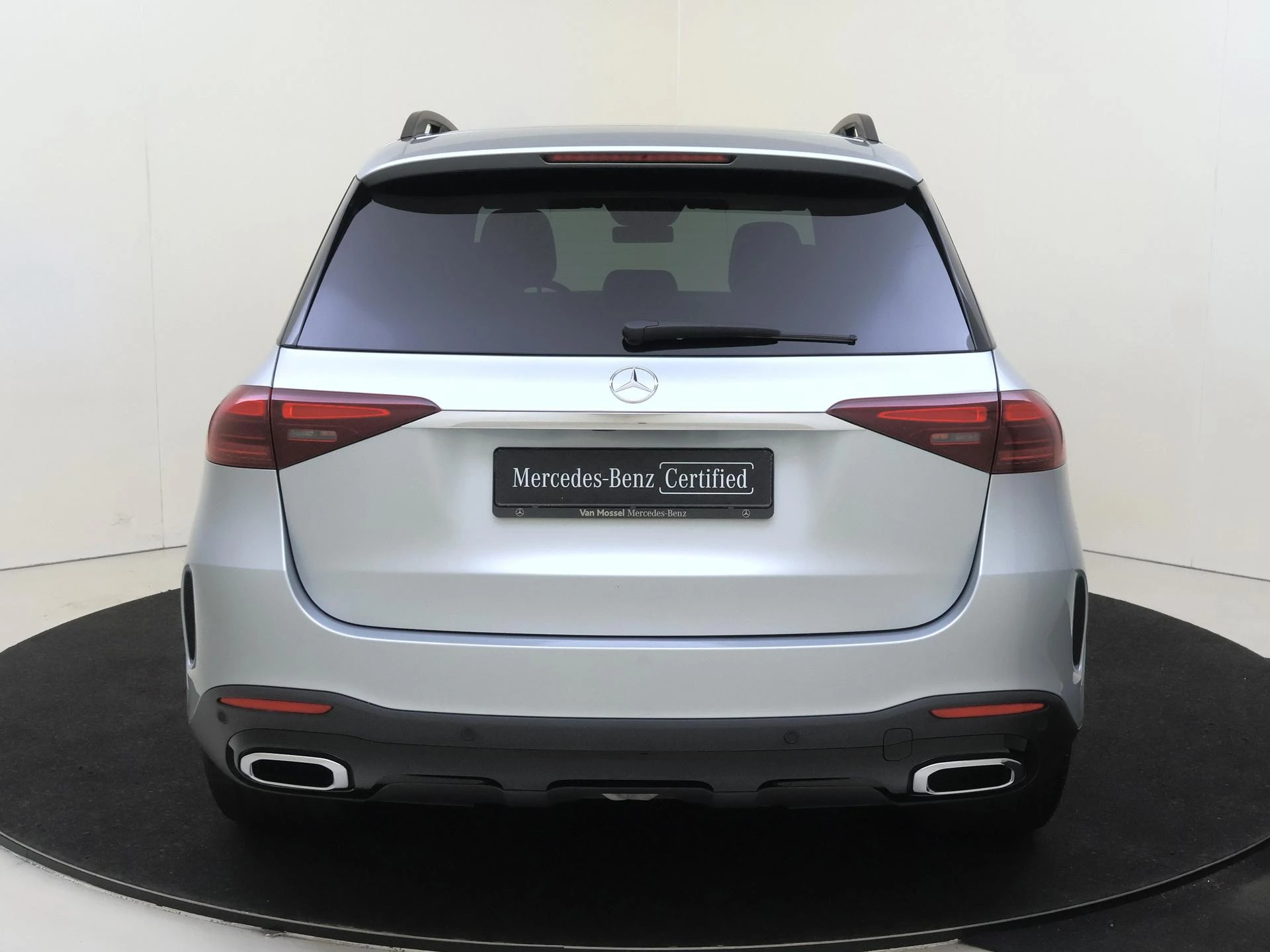 Mercedes-Benz-GLE-image-6