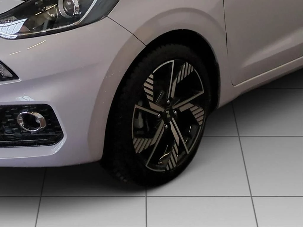 Hyundai-i10-image-11
