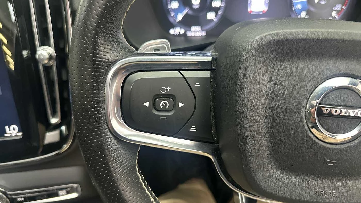 Volvo-XC40-image-36