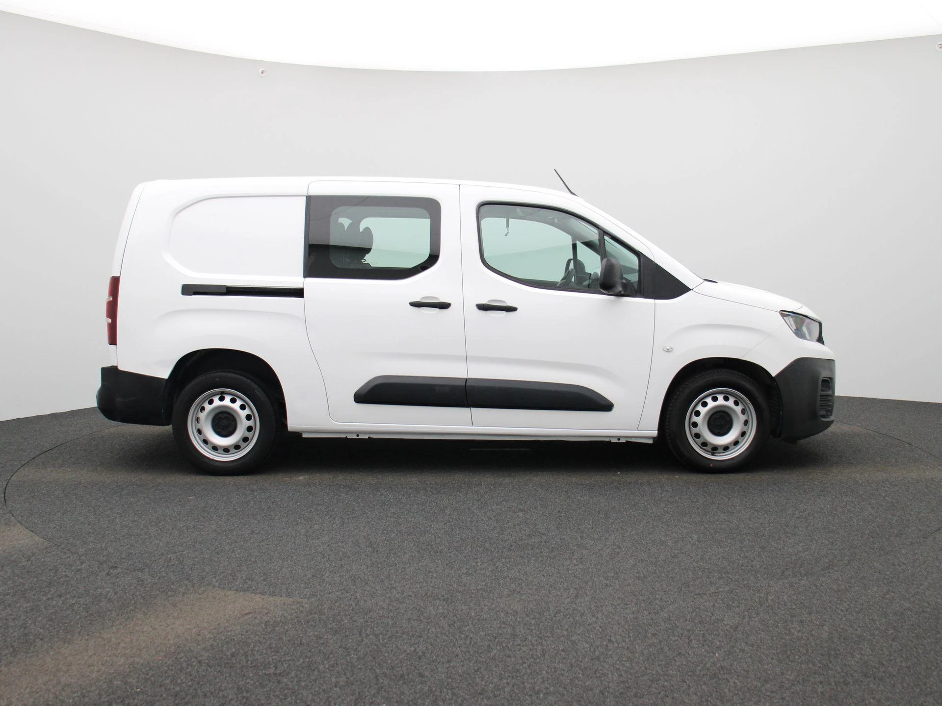 Peugeot-Partner-image-6