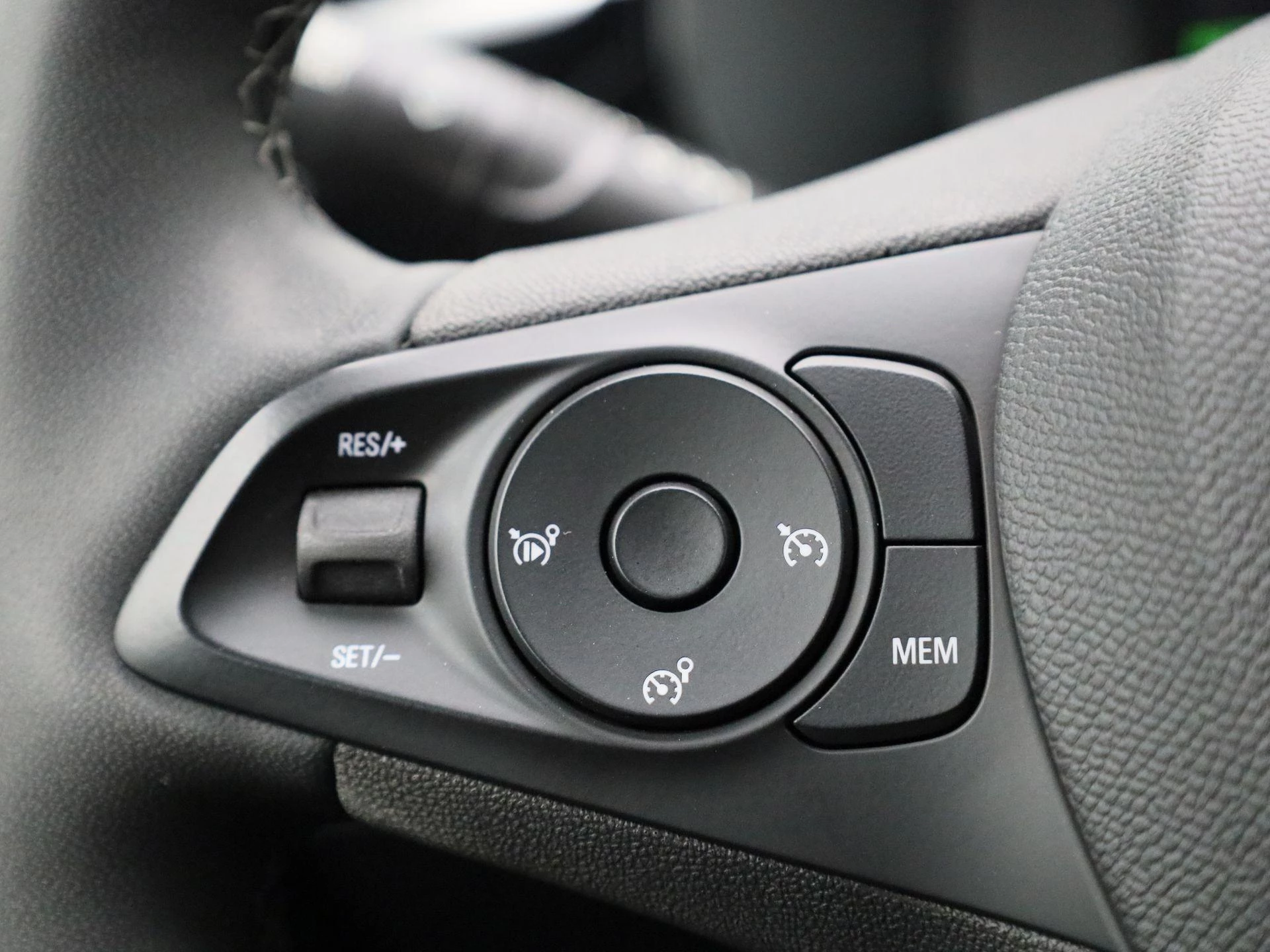 Opel-Corsa-e-image-18