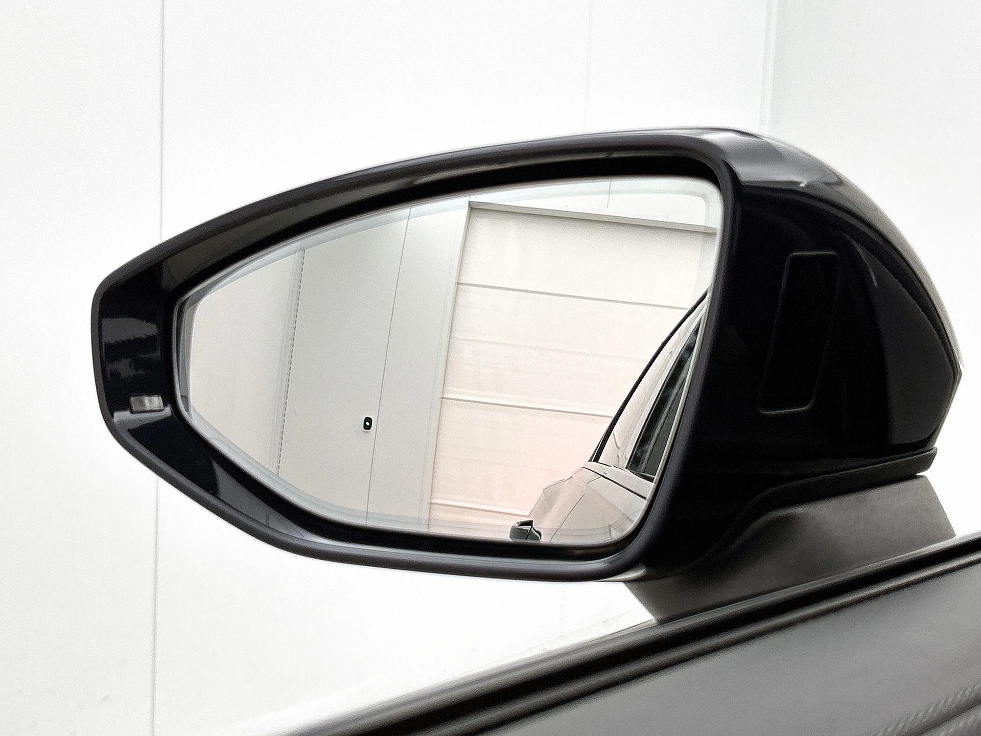 Audi-A6-image-23