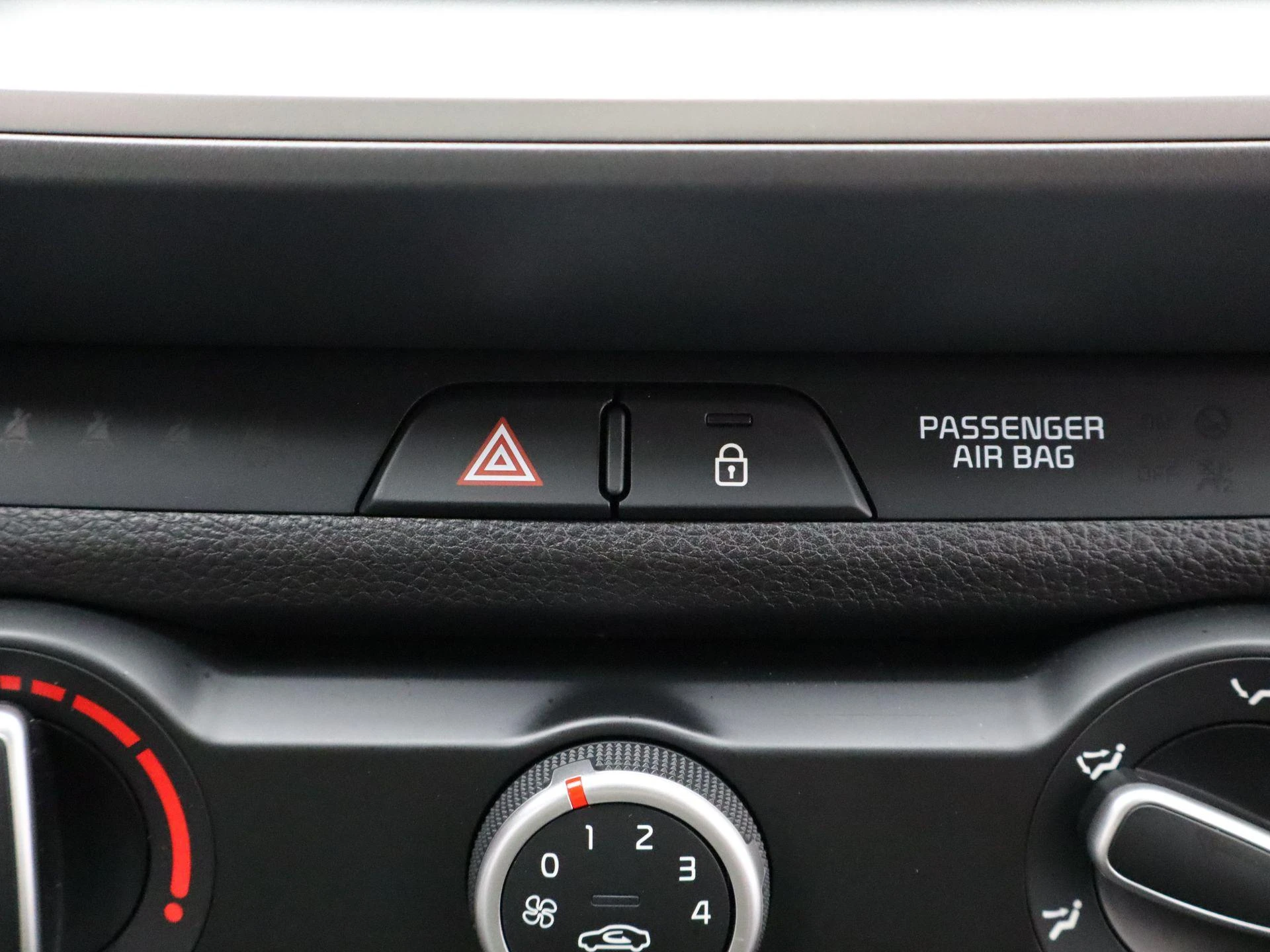Kia-Stonic-image-19