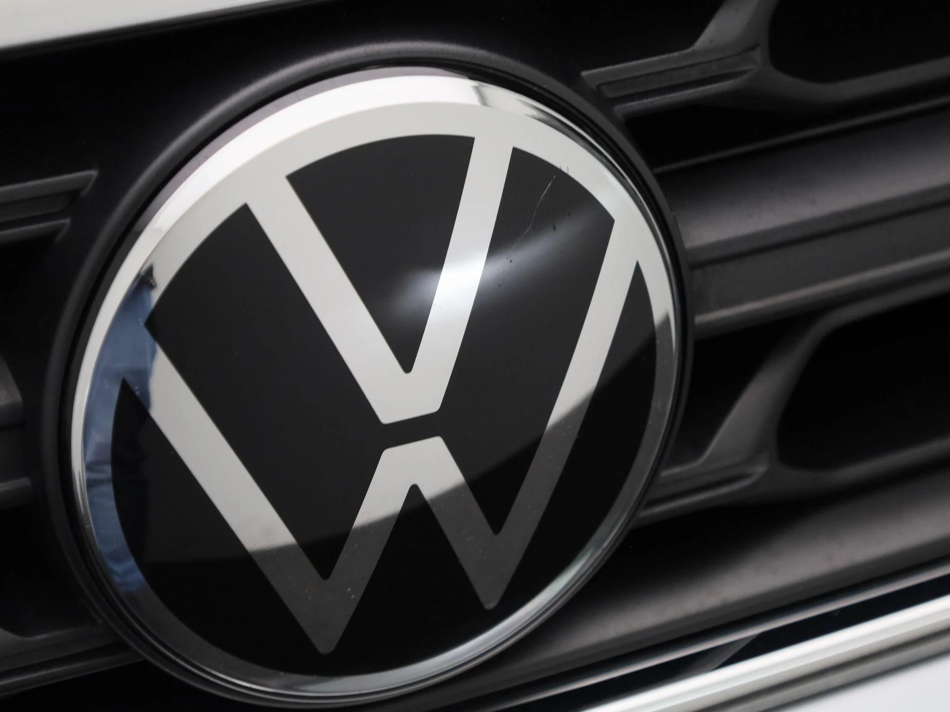 Volkswagen-T-Roc-image-33