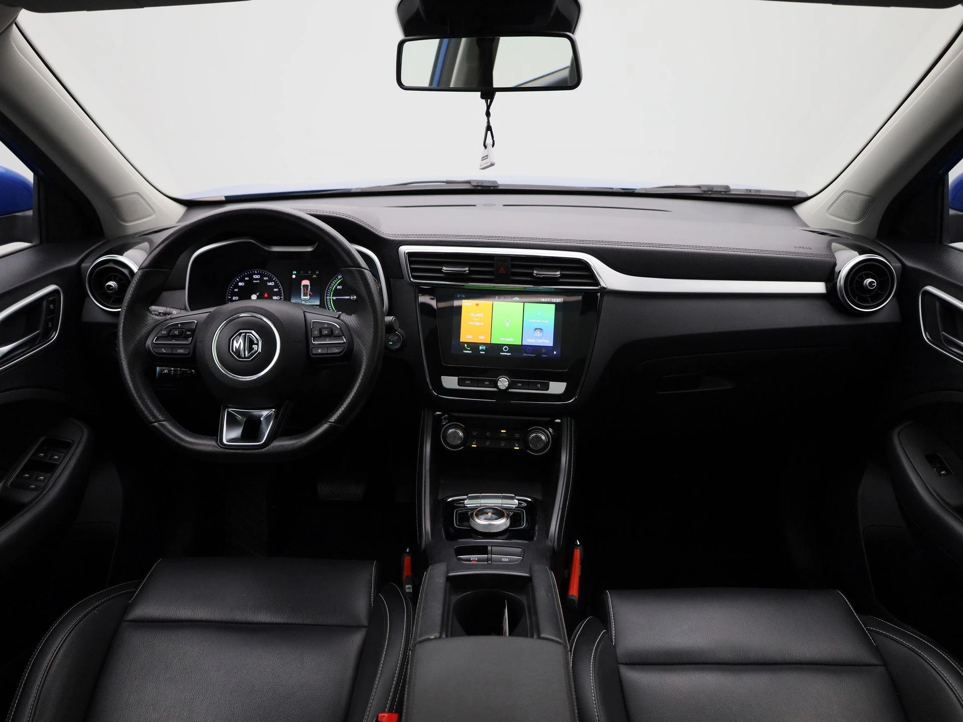 MG-ZS EV-image-33