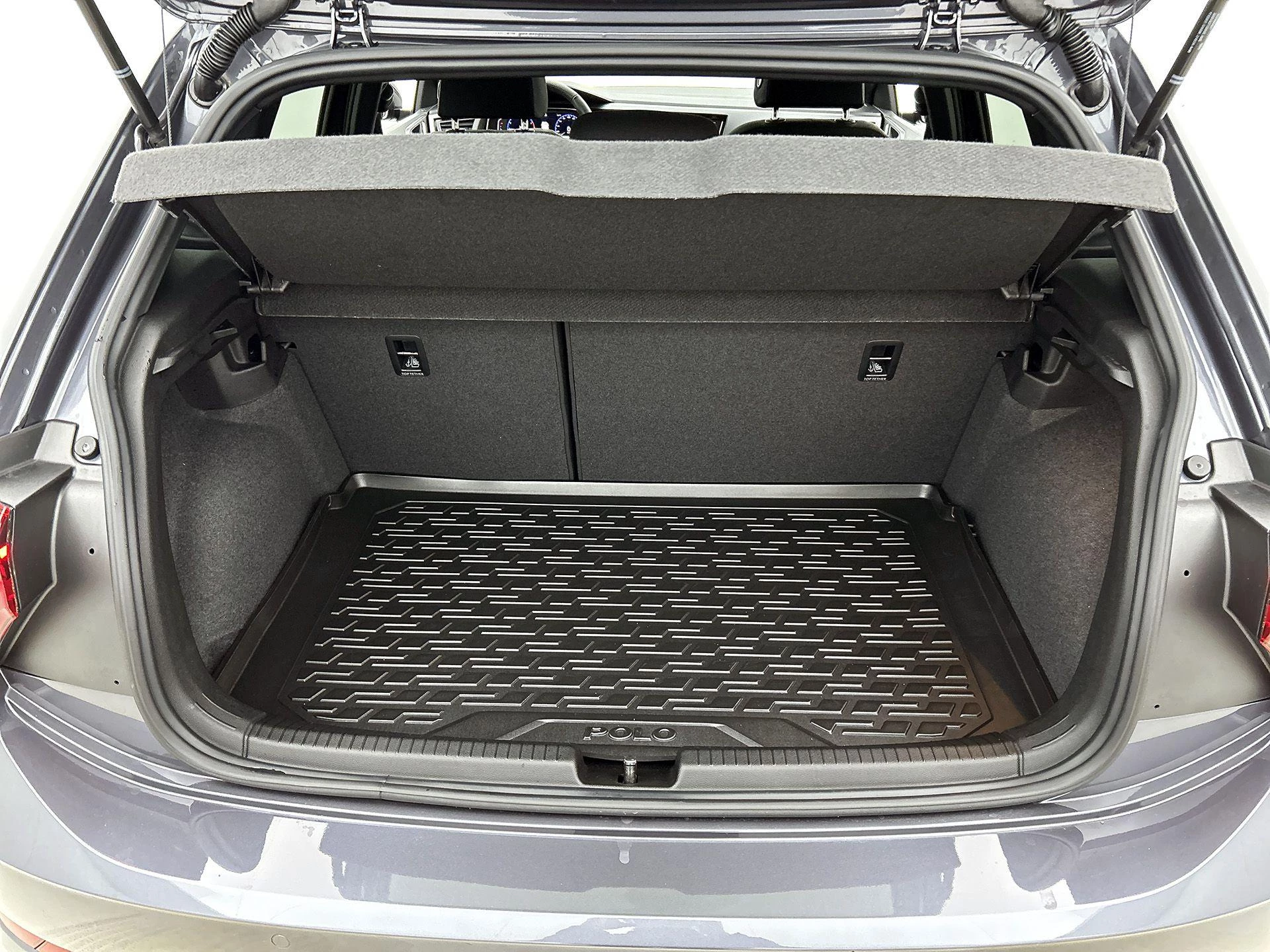 Volkswagen-Polo-image-15