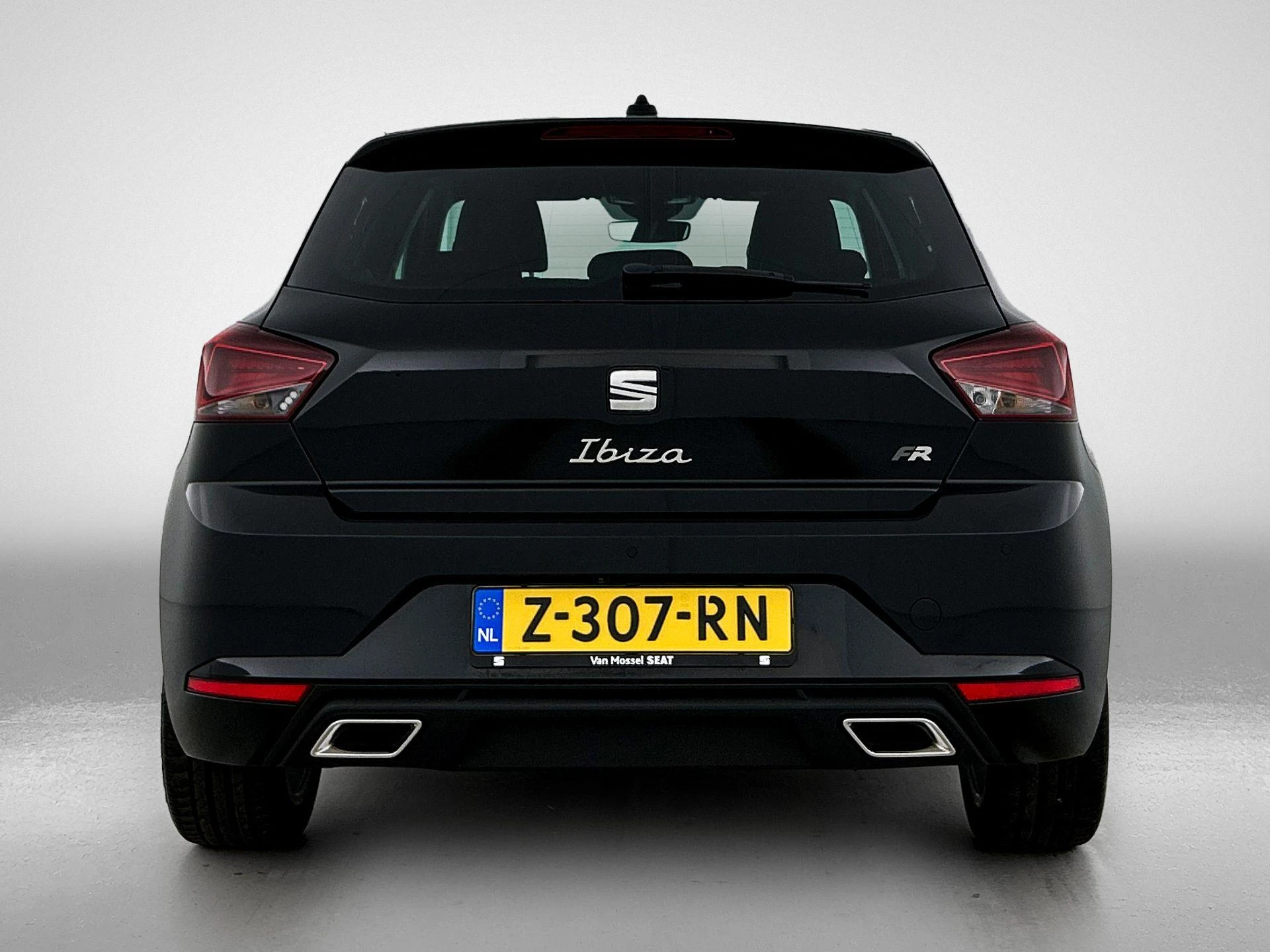 SEAT-Ibiza-image-2