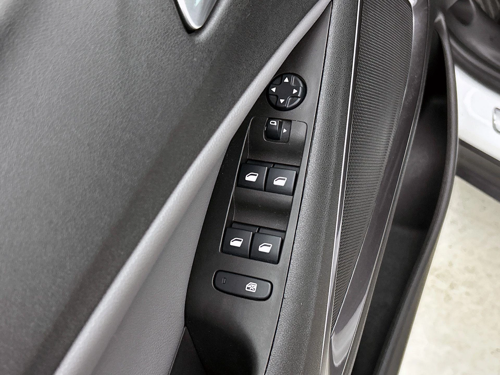 Opel-Crossland X-image-28