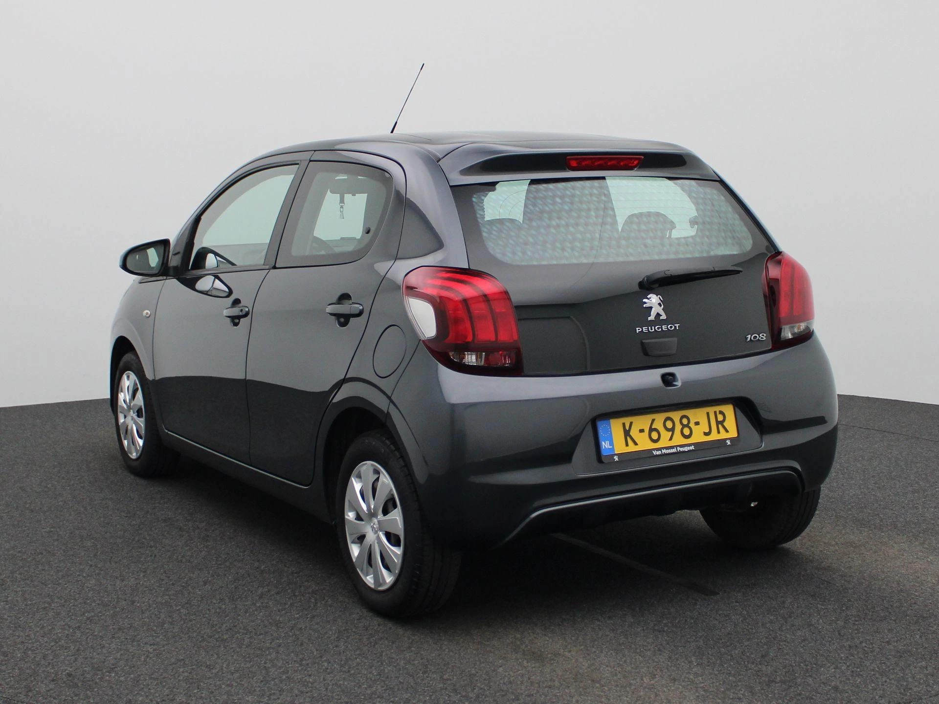 Peugeot-108-image-1