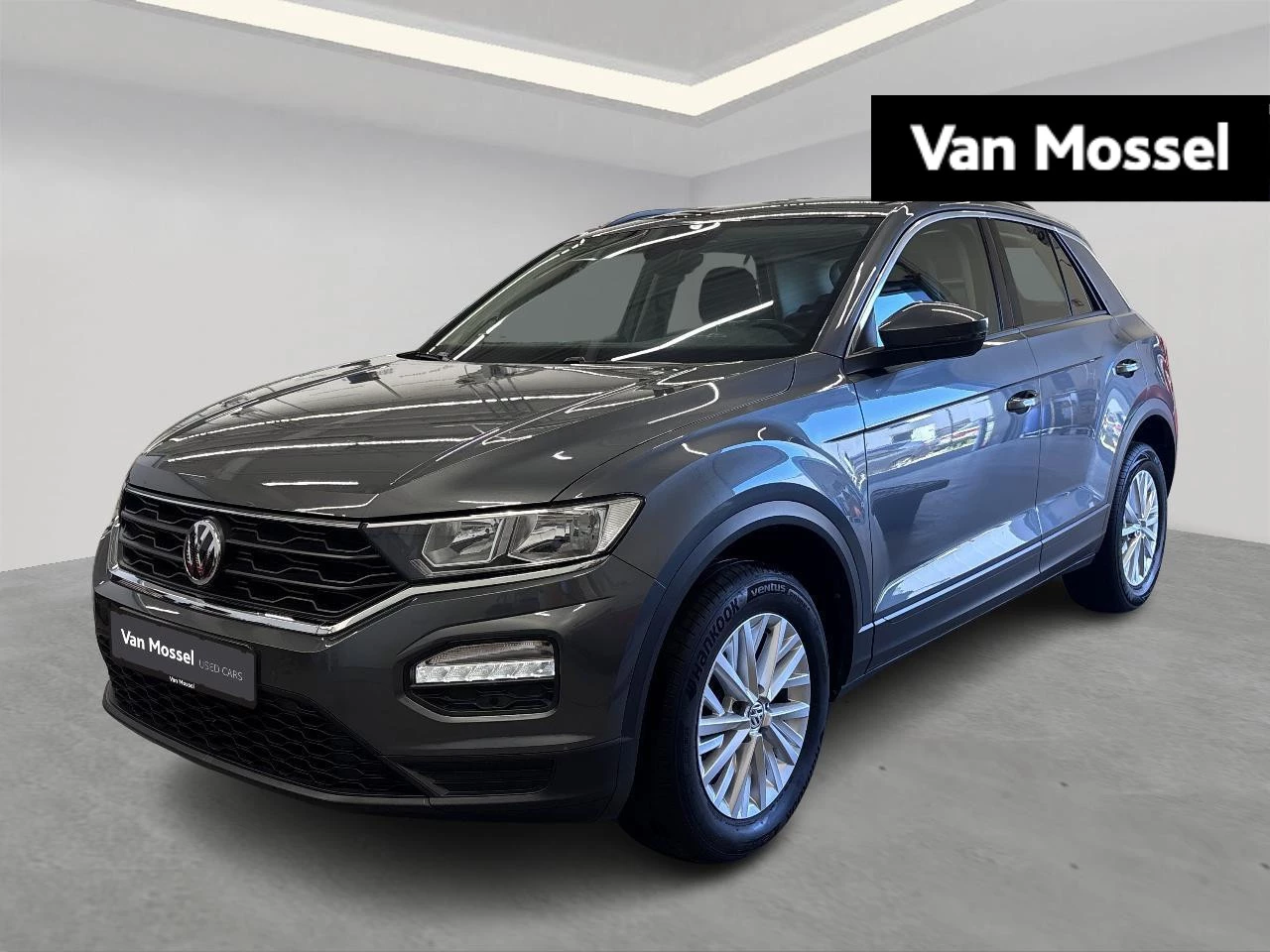 Volkswagen-T-Roc-image-0