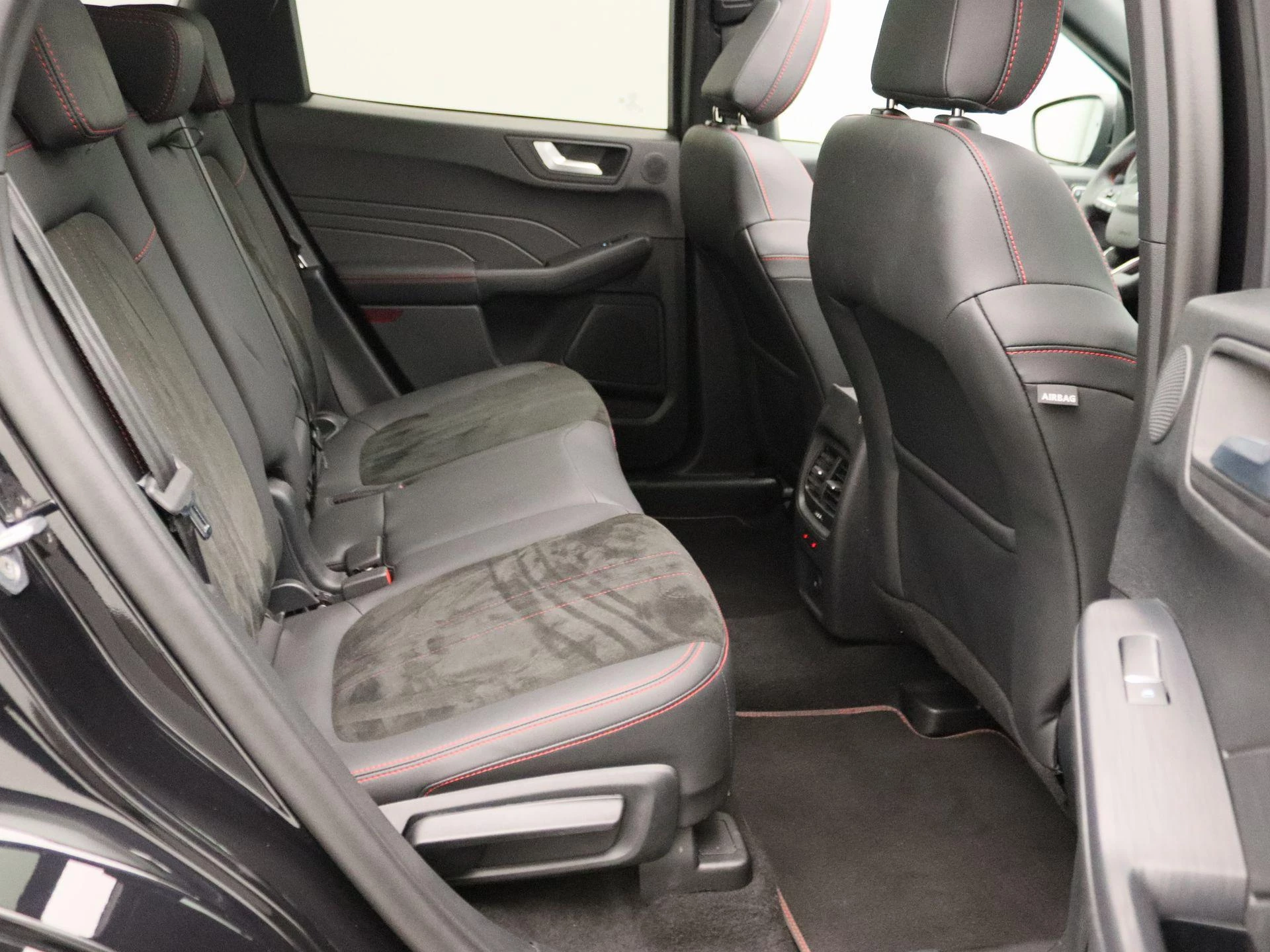 Ford-Kuga-image-30