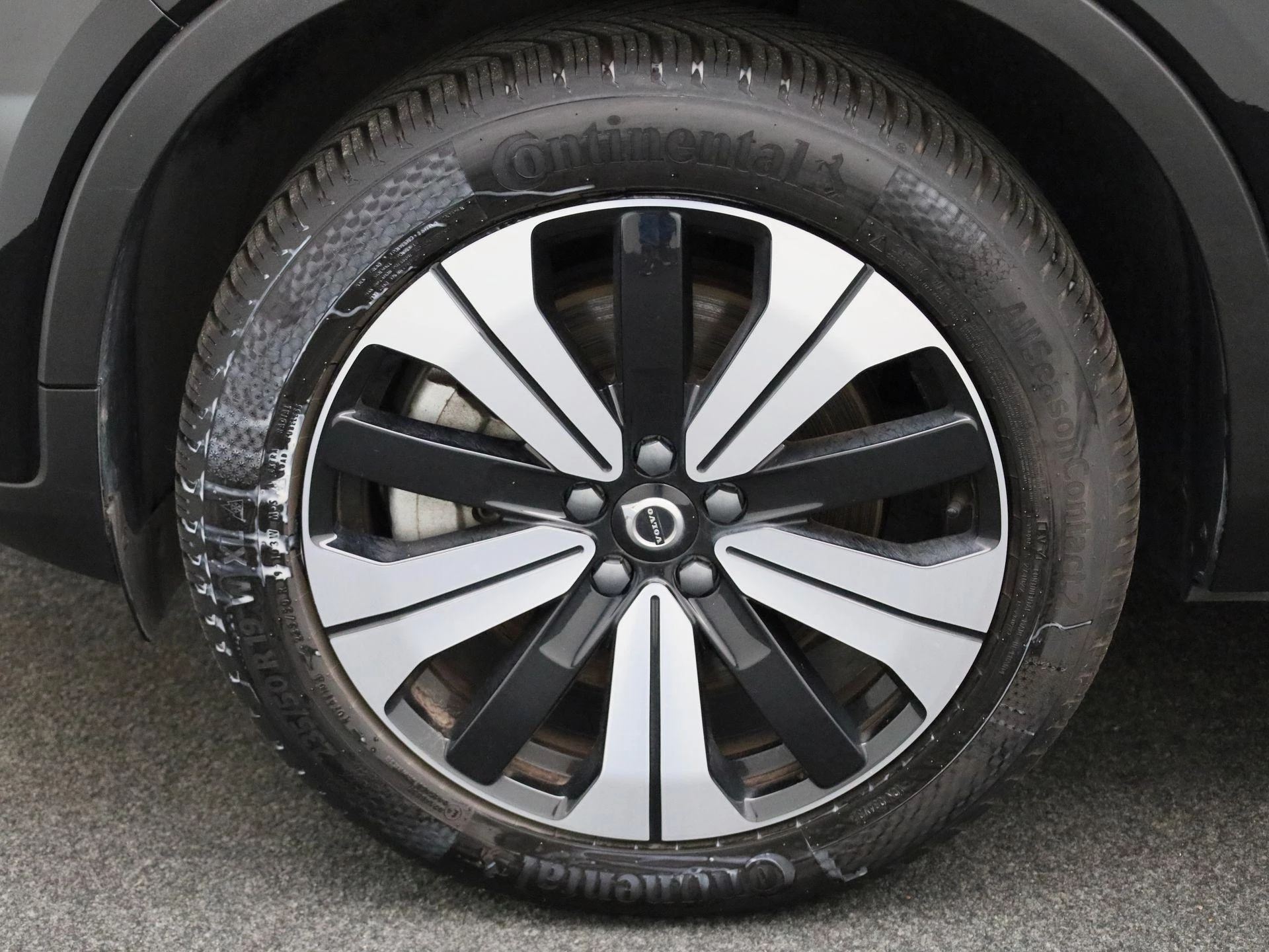 Volvo-XC40-image-14