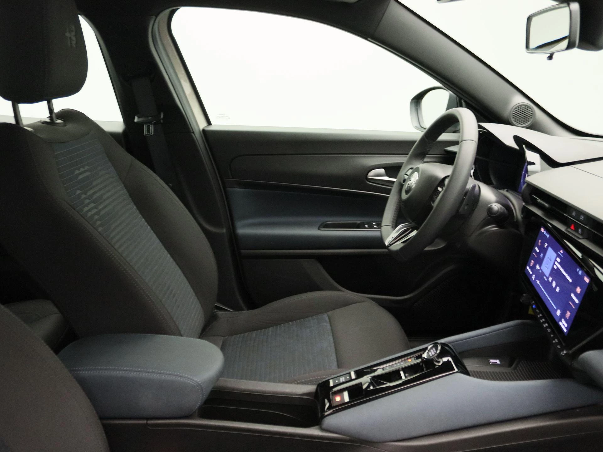 Alfa Romeo-Junior-image-21